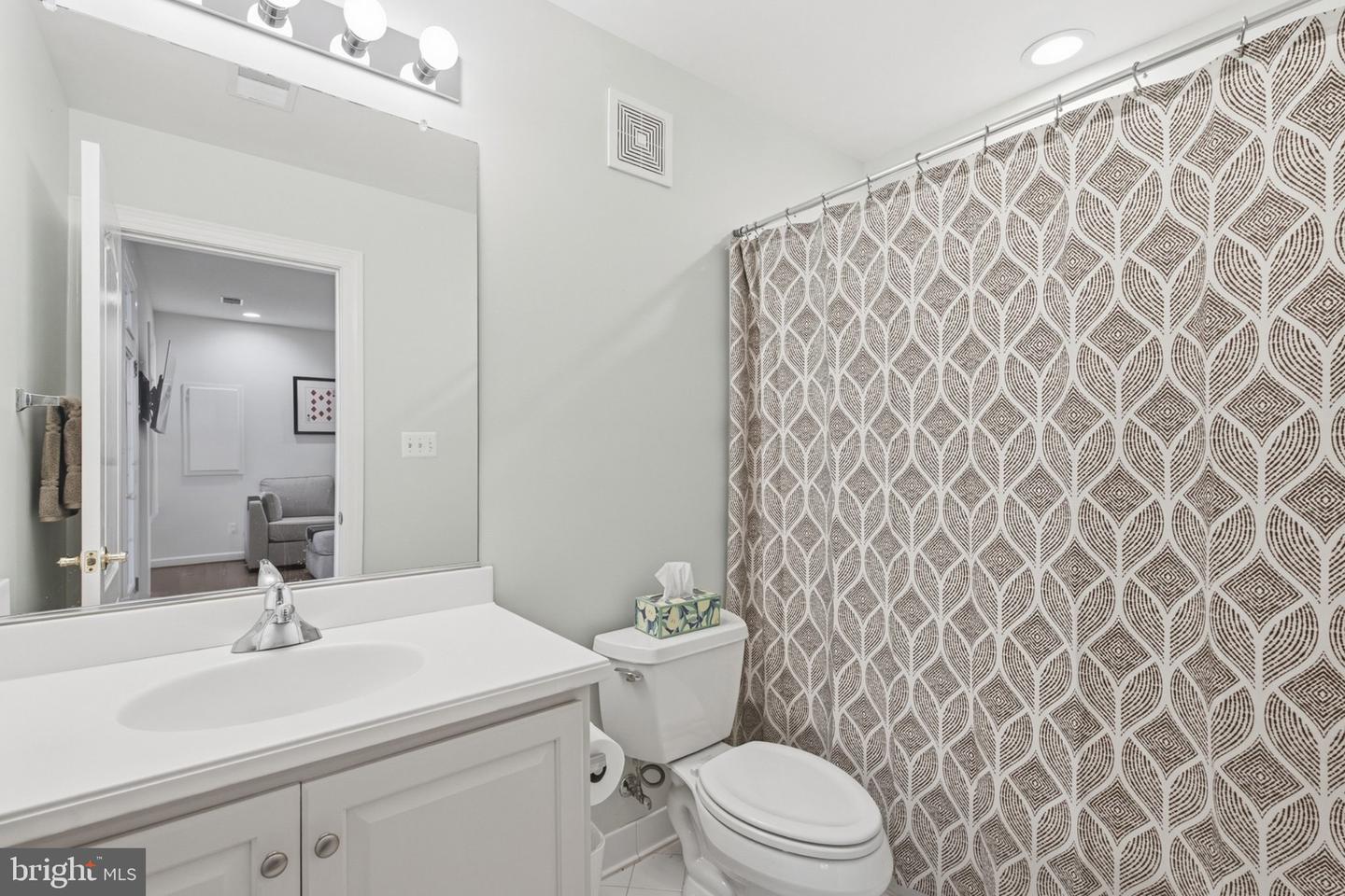 7717 Spoleto Ln Property Photo 7