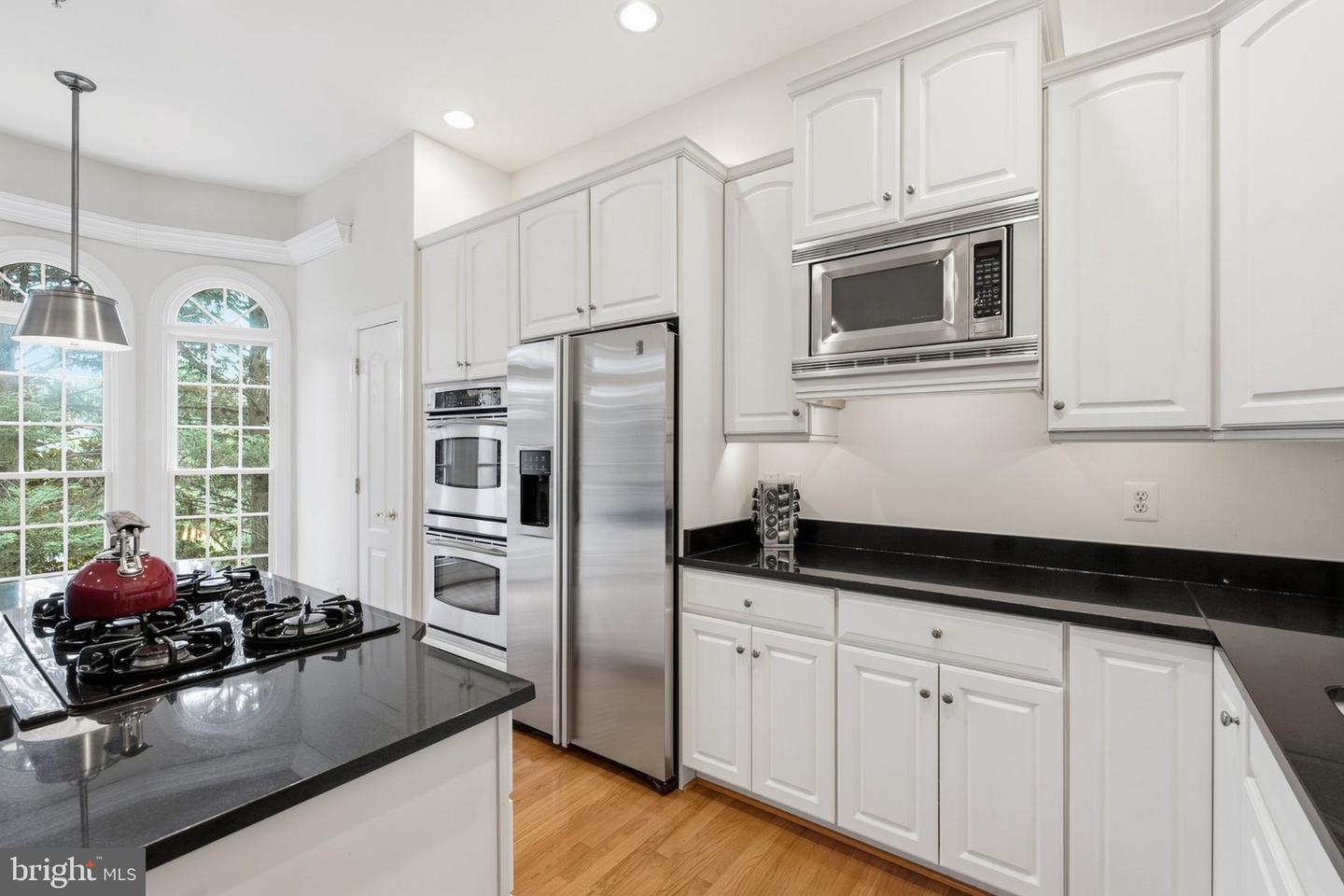 7717 Spoleto Ln Property Photo 17