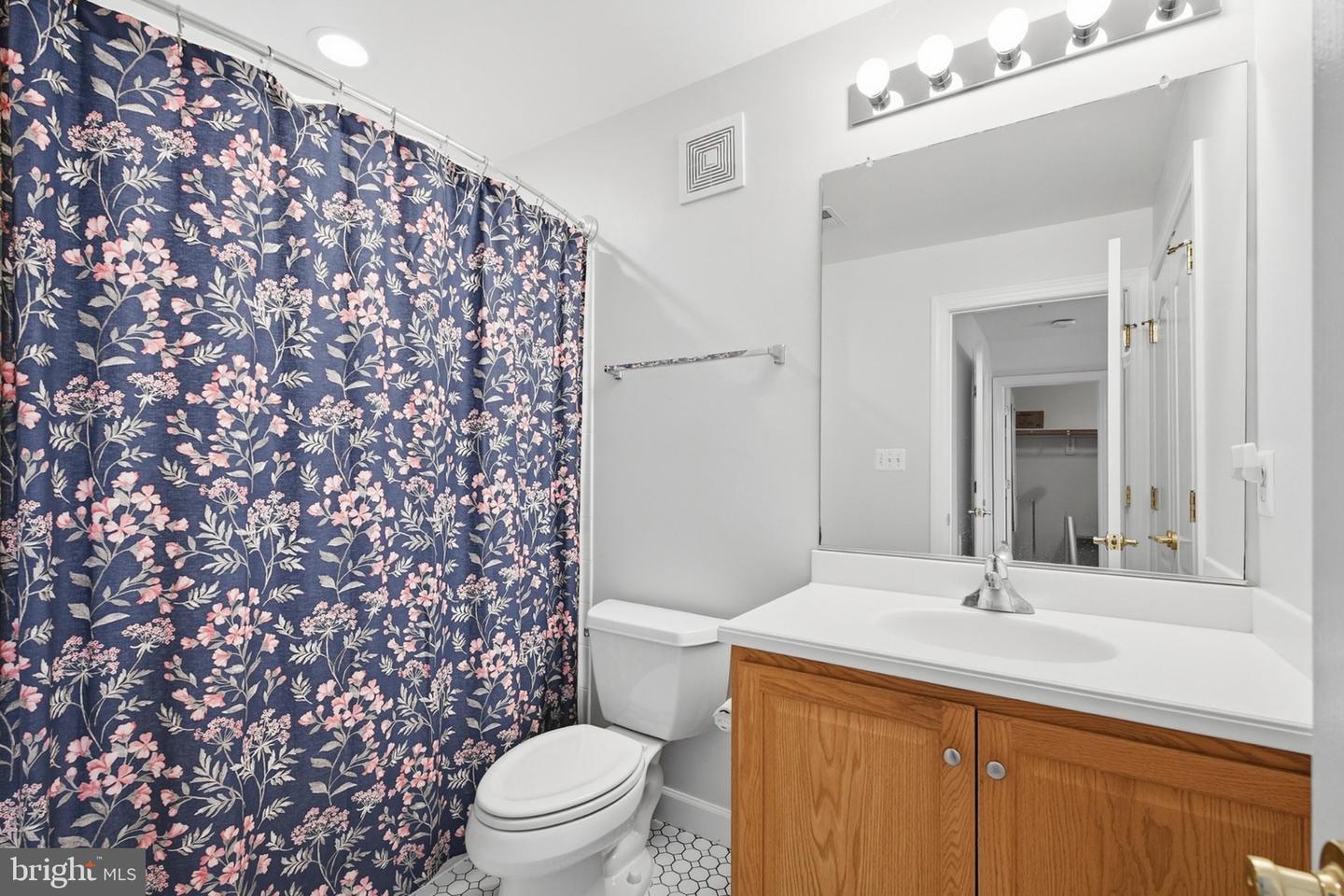 7717 Spoleto Ln Property Photo 36