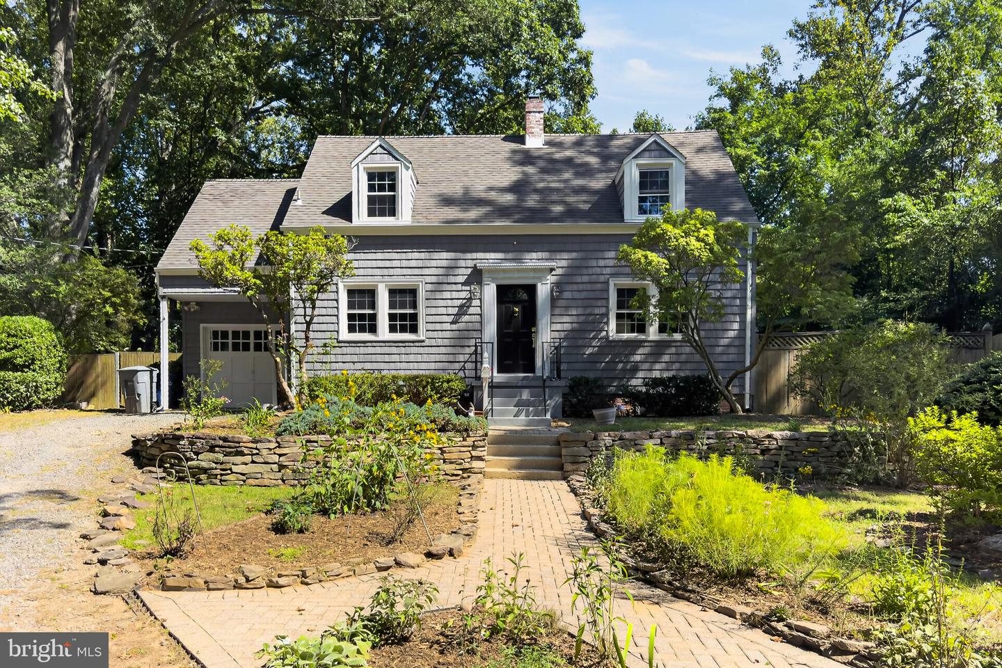 3347 BEECHTREE LN Property Photo 1