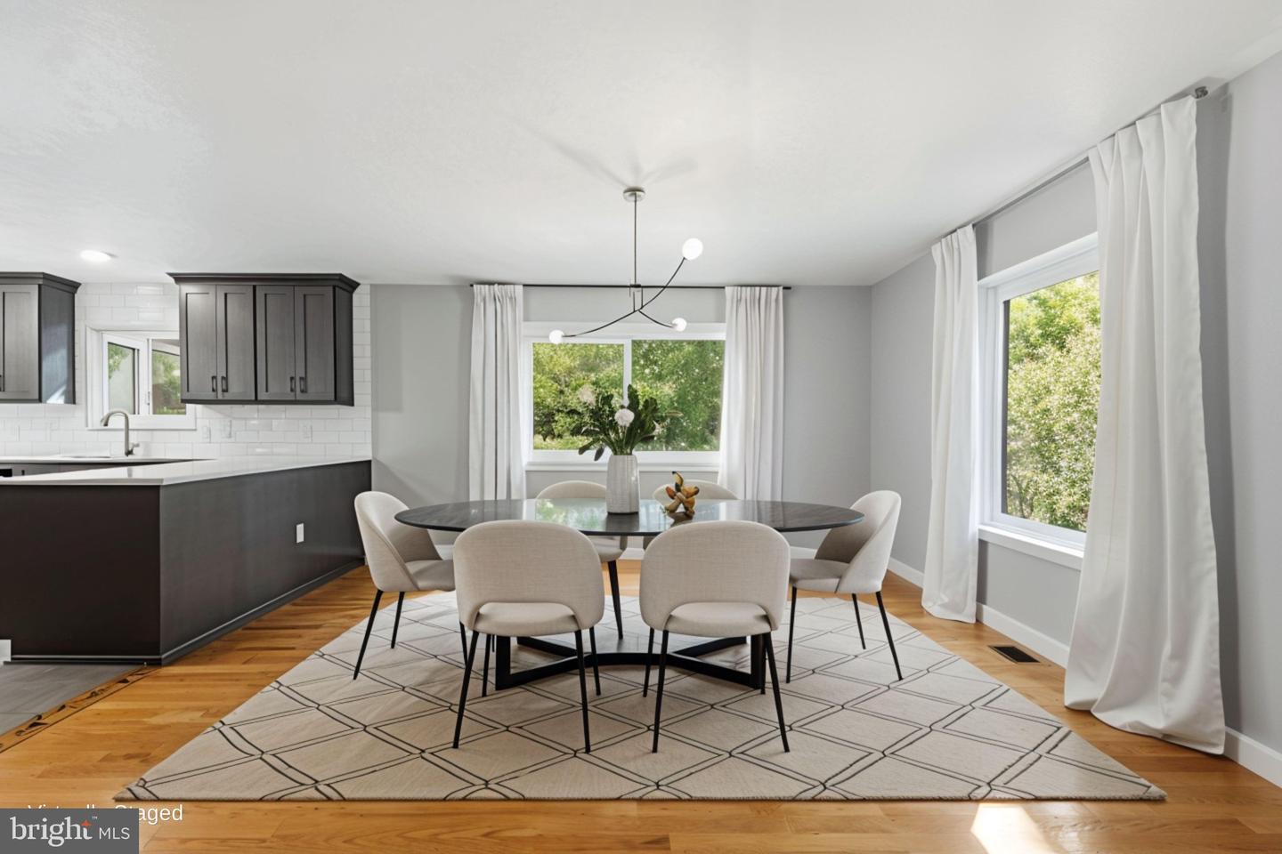 2025 Mock Orange Ct Property Photo 10