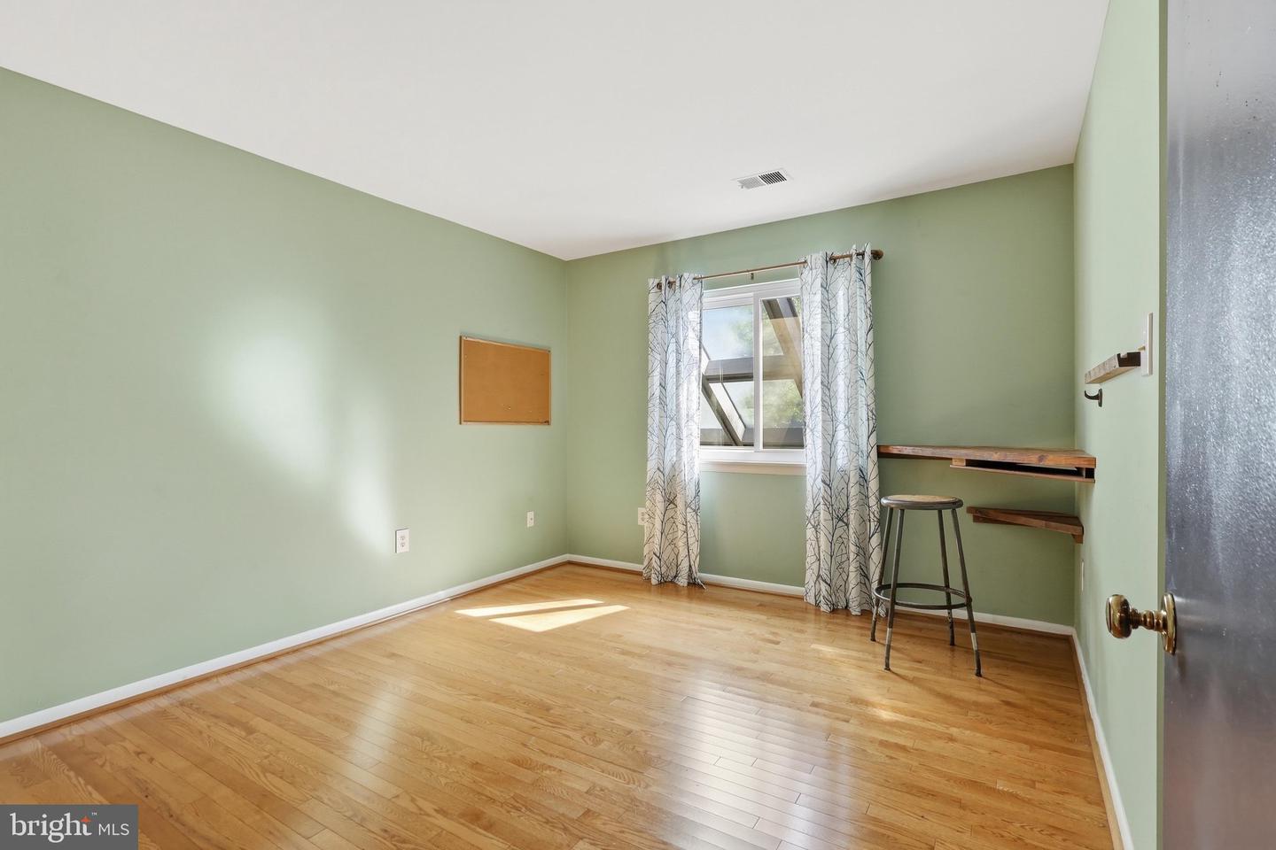 2025 Mock Orange Ct Property Photo 25