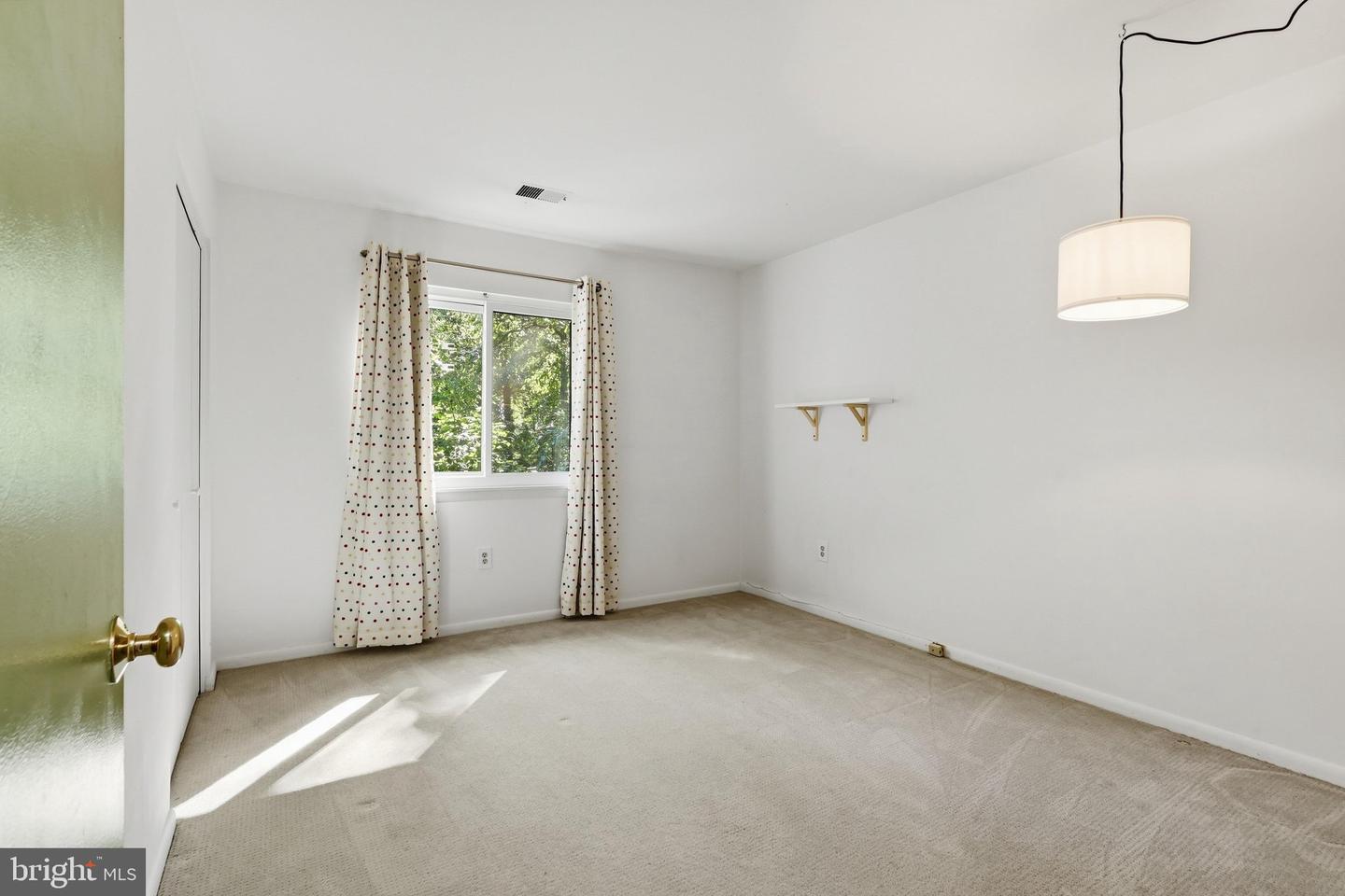 2025 Mock Orange Ct Property Photo 27