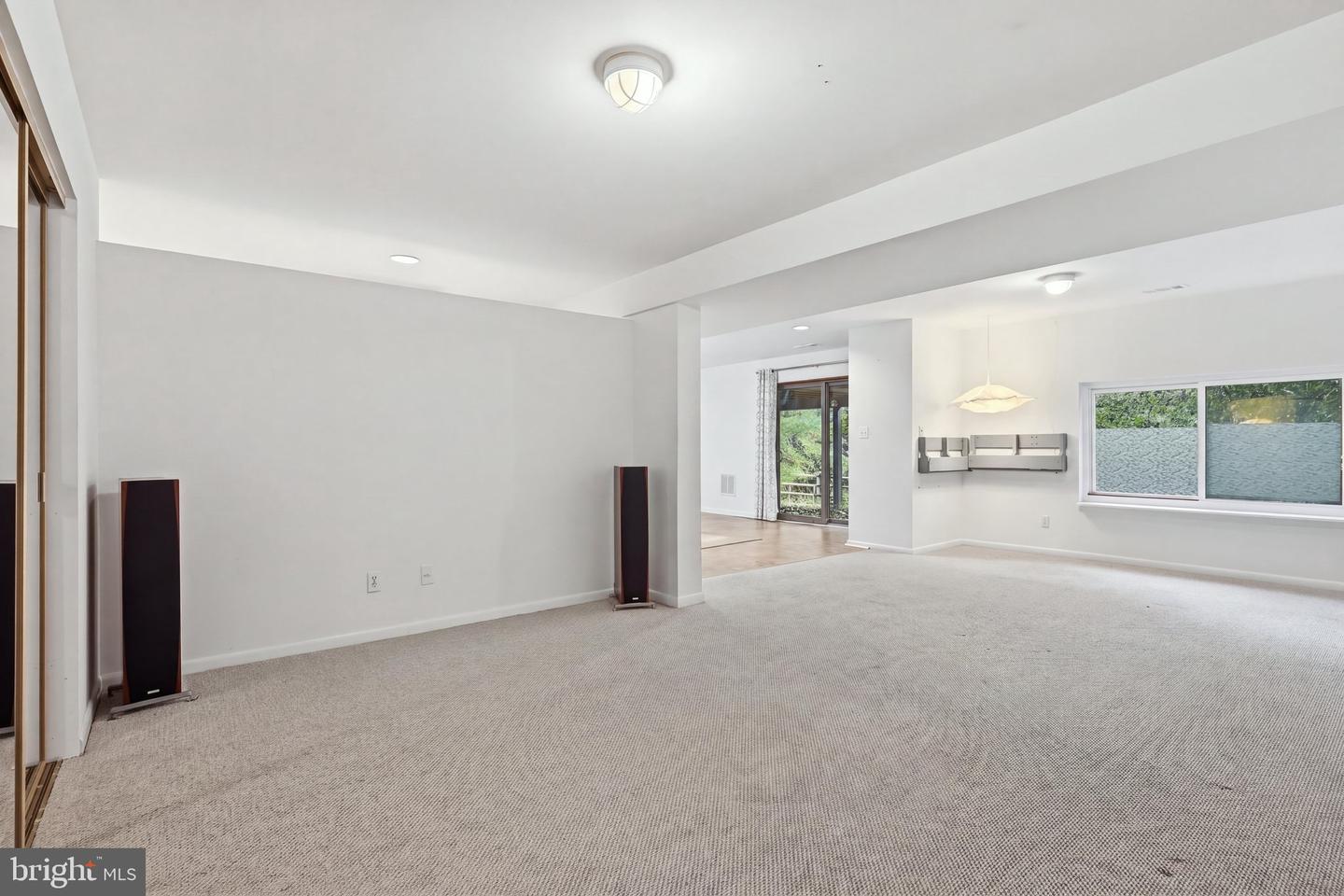 2025 Mock Orange Ct Property Photo 33