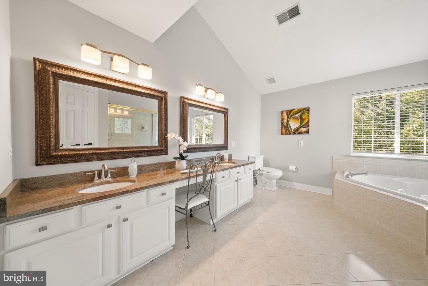 6704 Mossy Bank Ln Property Photo 30