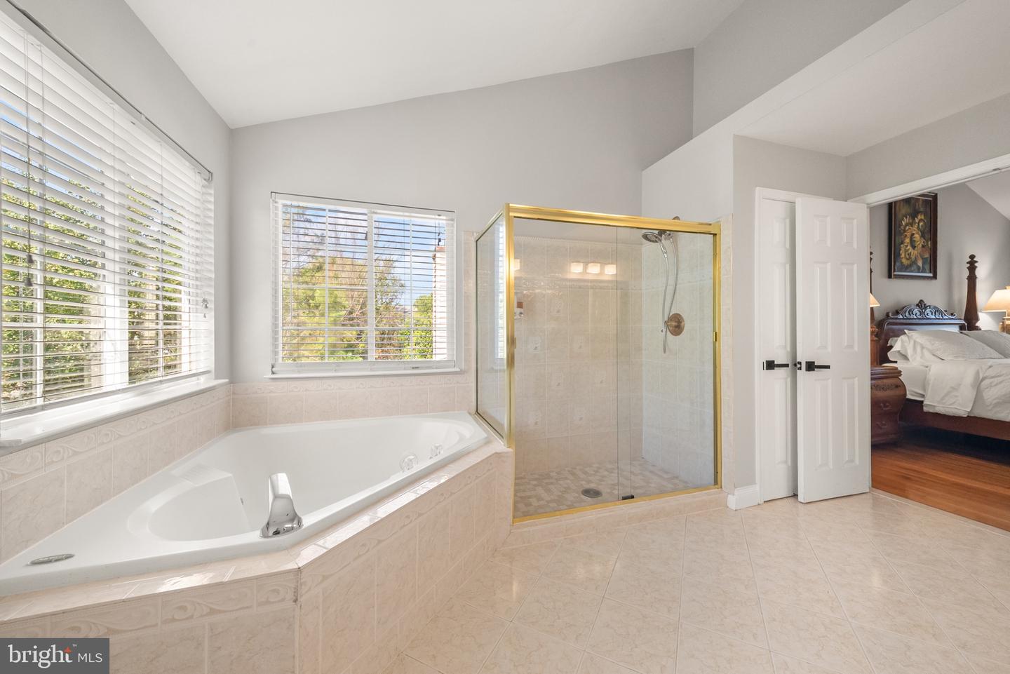 6704 Mossy Bank Ln Property Photo 33