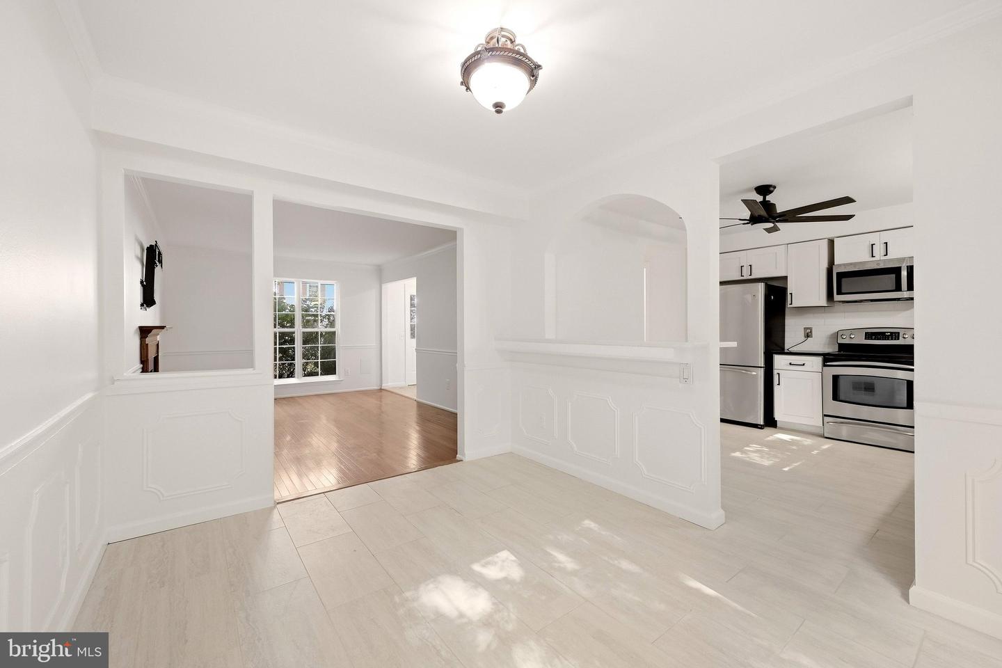 5986 Powells Landing Rd Property Photo 13