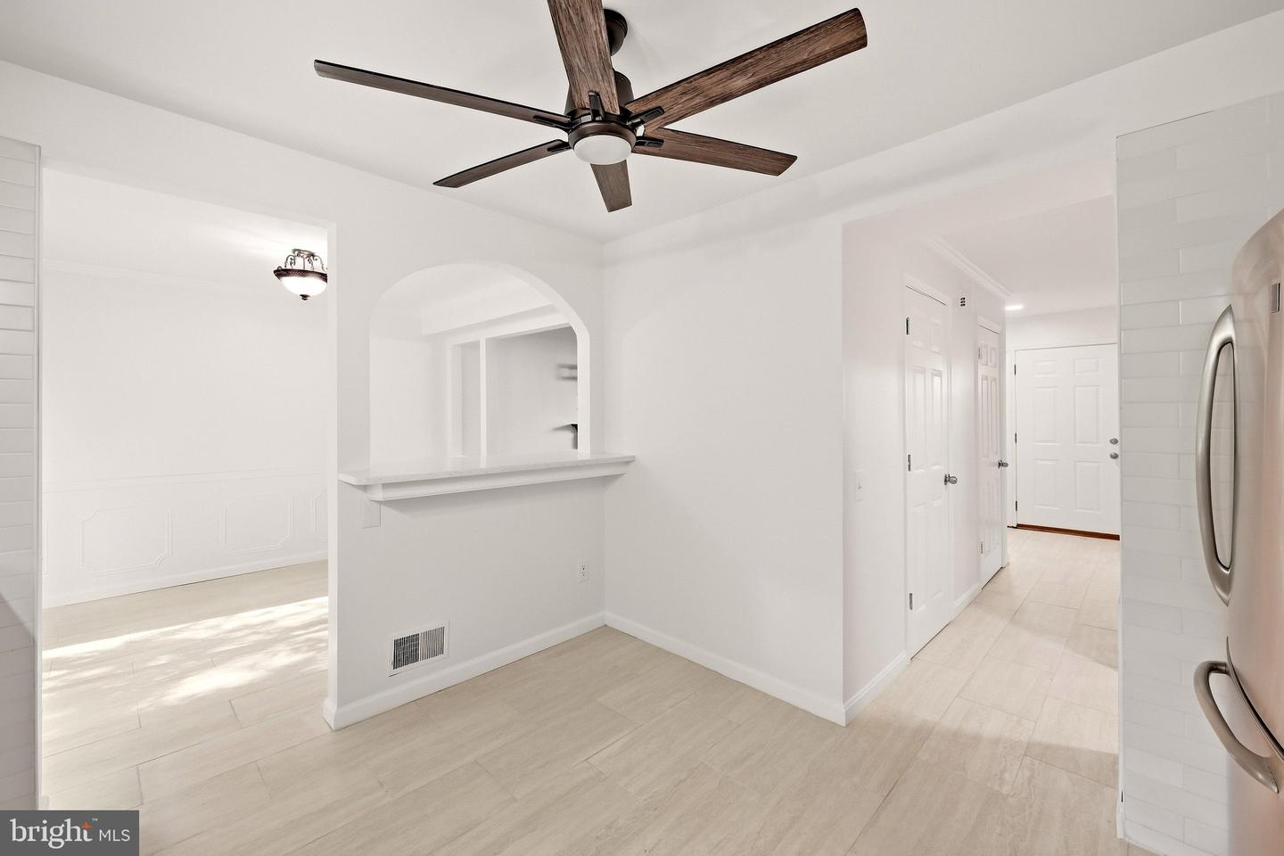 5986 Powells Landing Rd Property Photo 17