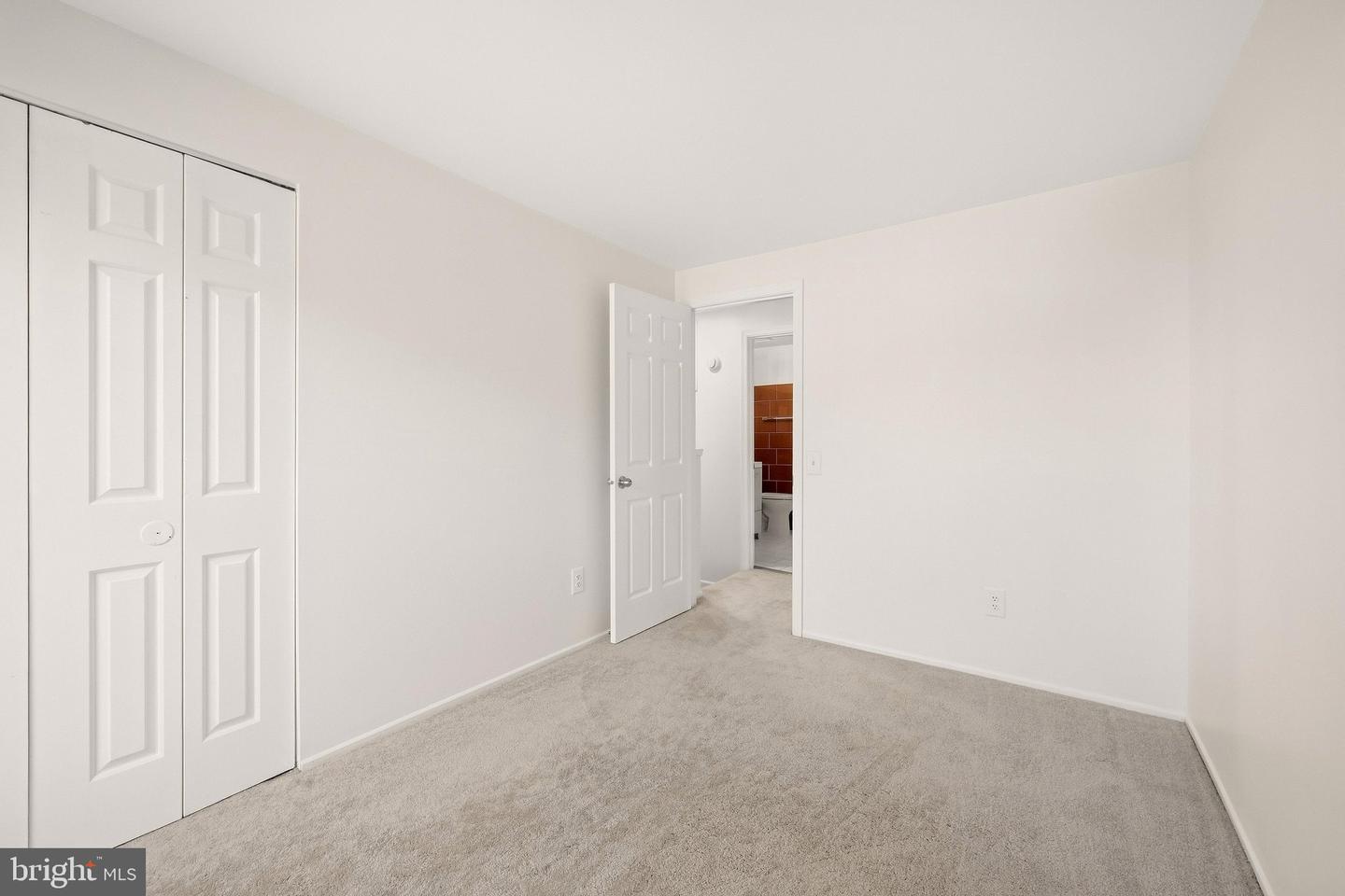 5986 Powells Landing Rd Property Photo 21