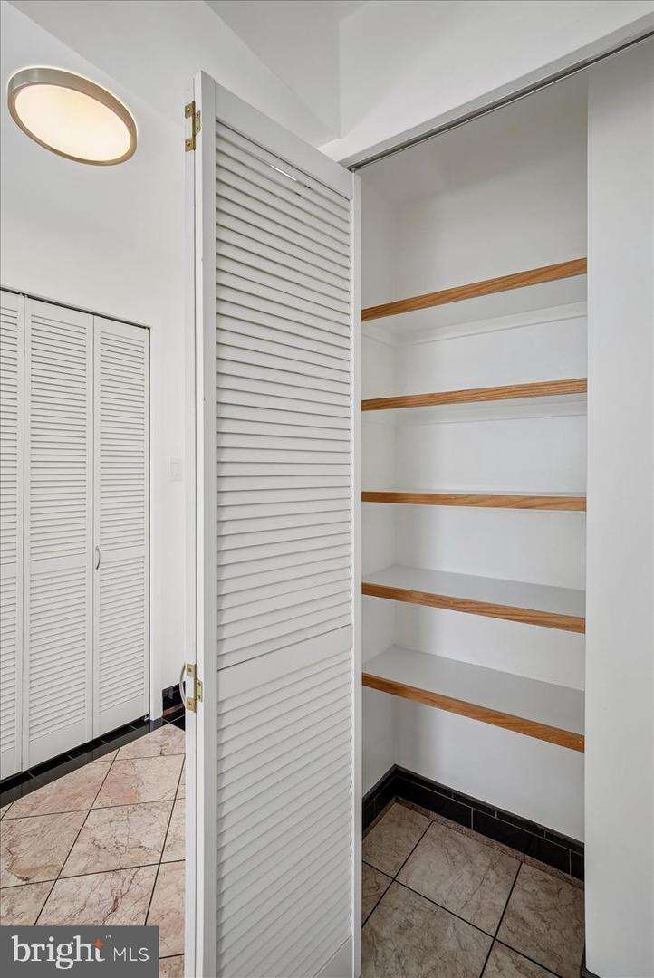 6631 Wakefield Dr #412 Property Photo 5