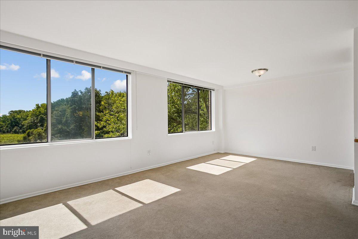 6631 Wakefield Dr #412 Property Photo 10