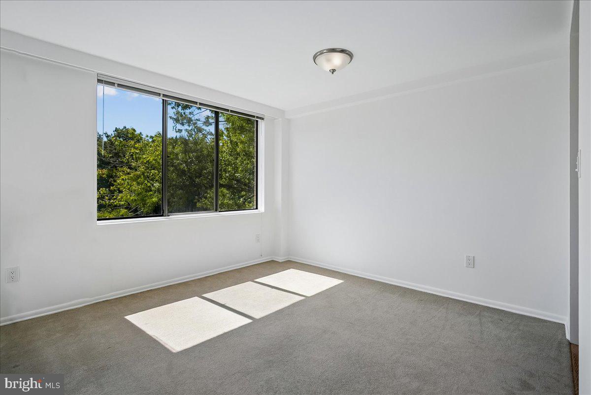 6631 Wakefield Dr #412 Property Photo 12