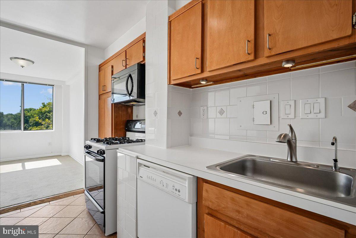 6631 Wakefield Dr #412 Property Photo 22