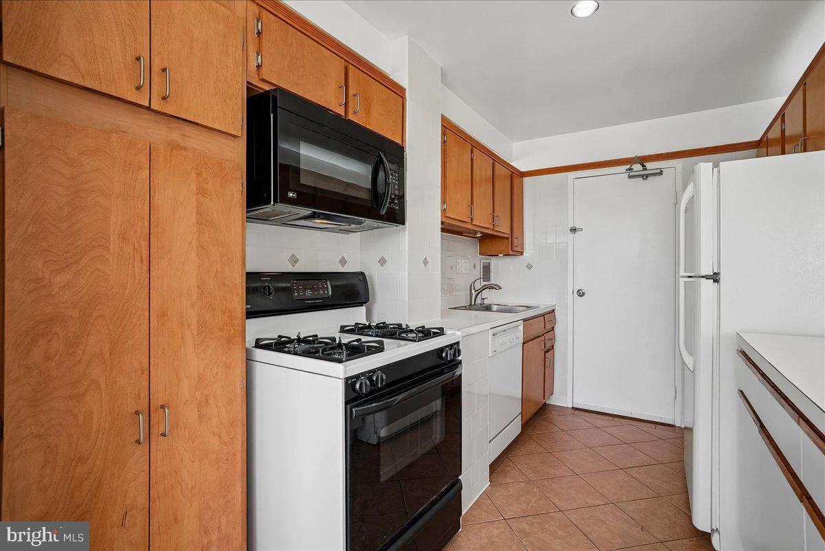 6631 Wakefield Dr #412 Property Photo 24