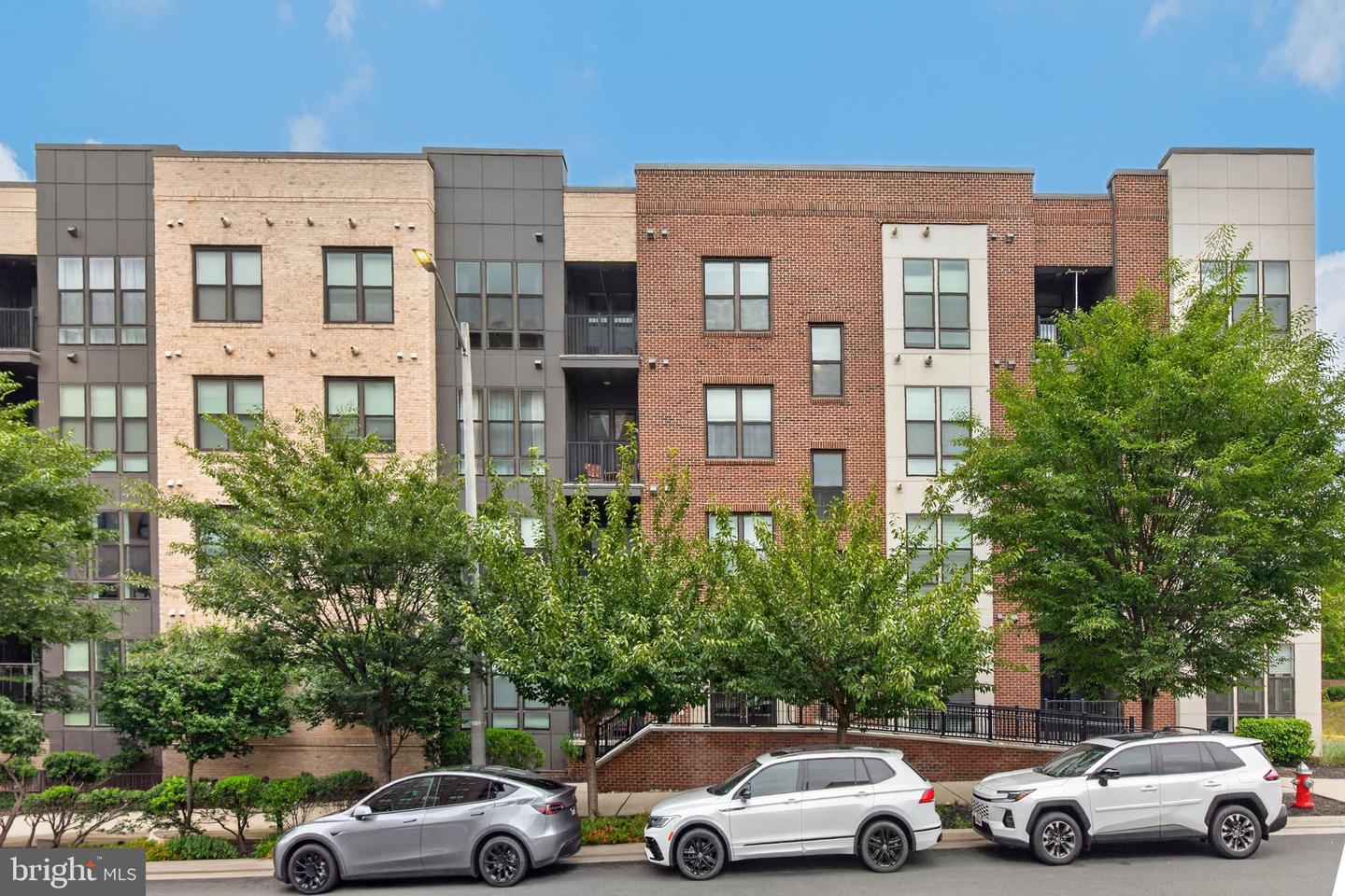 11200 RESTON STATION BLVD #507 Property Photo 1