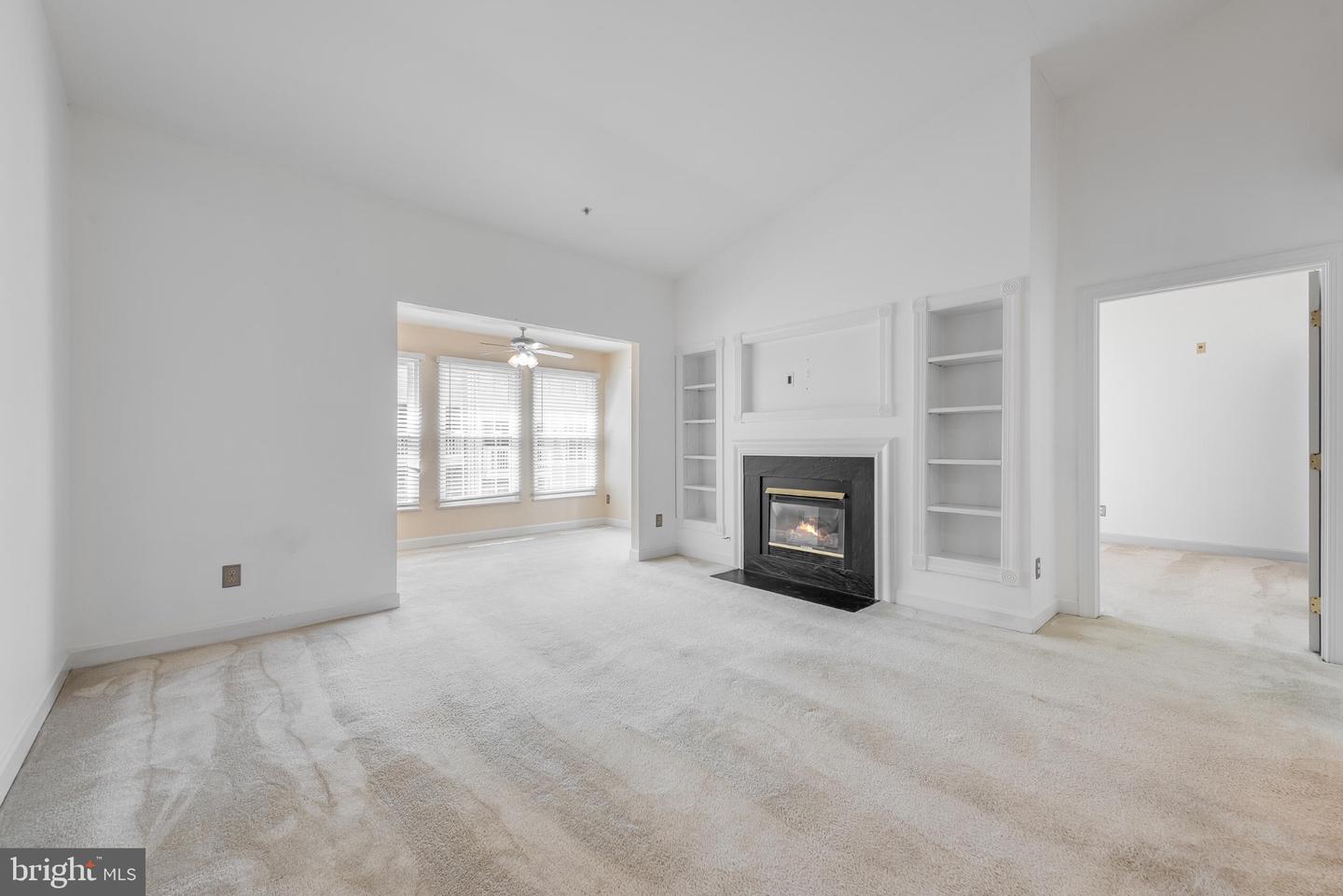 8301 Bluebird Way #k Property Photo 8