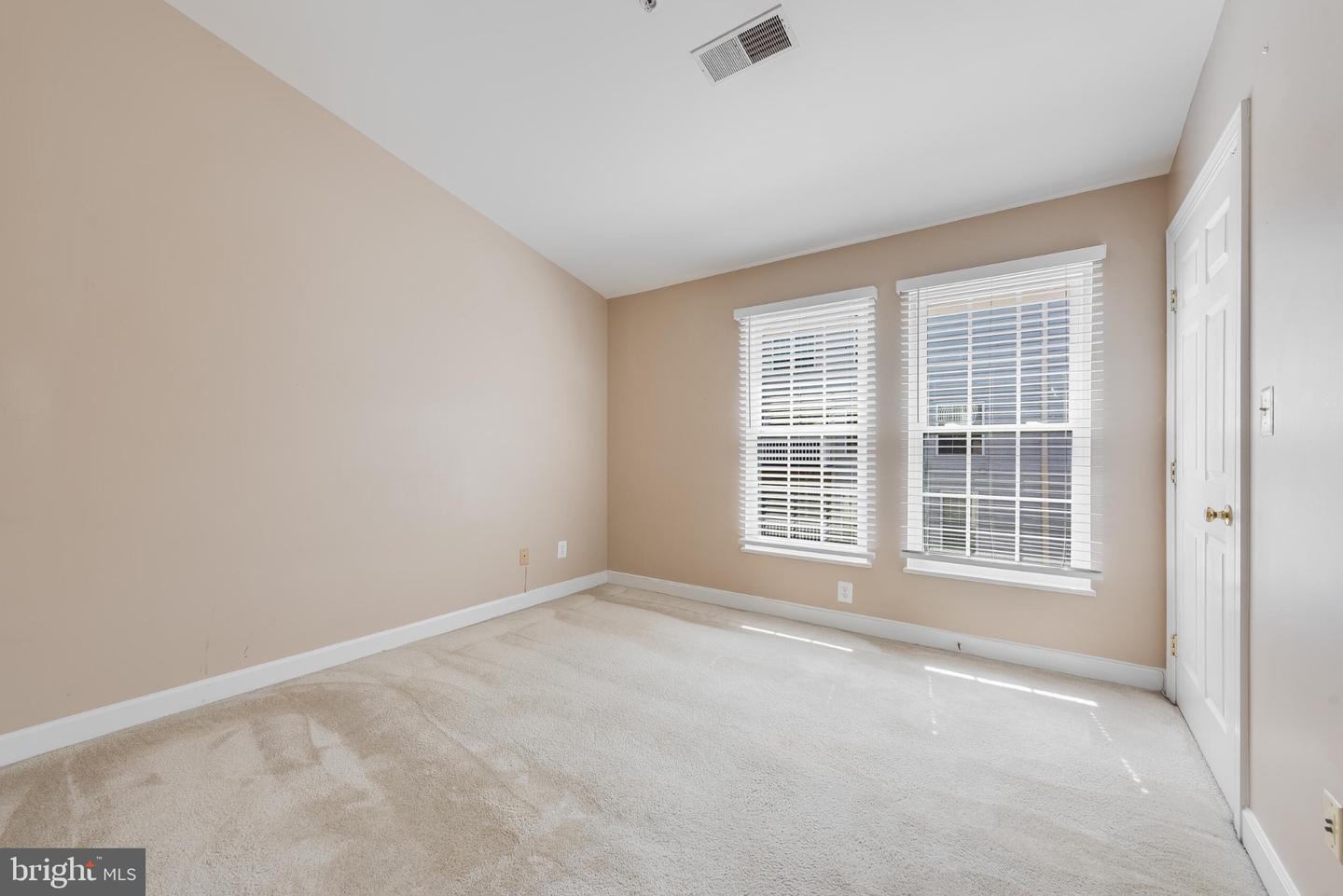 8301 Bluebird Way #k Property Photo 17
