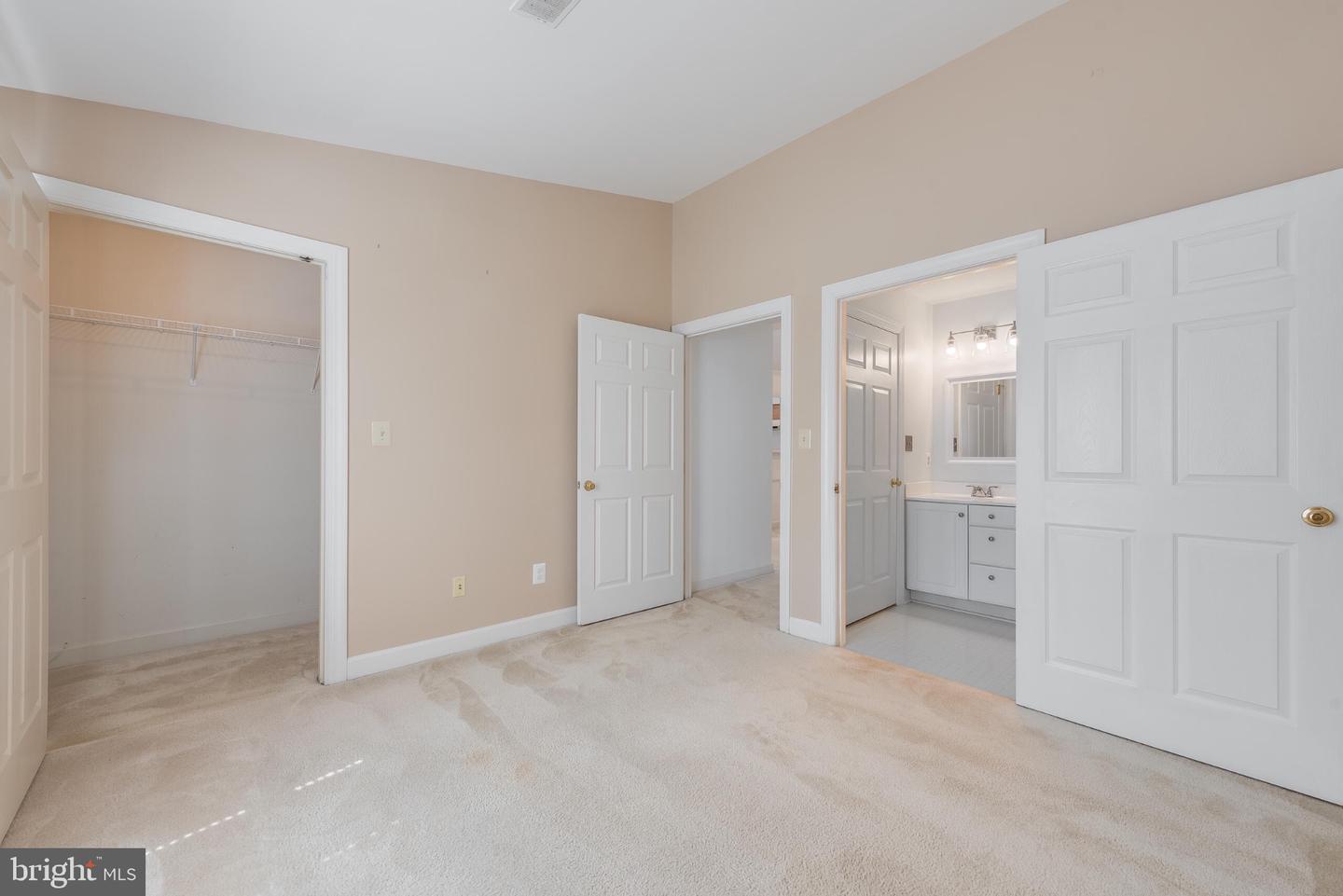 8301 Bluebird Way #k Property Photo 18