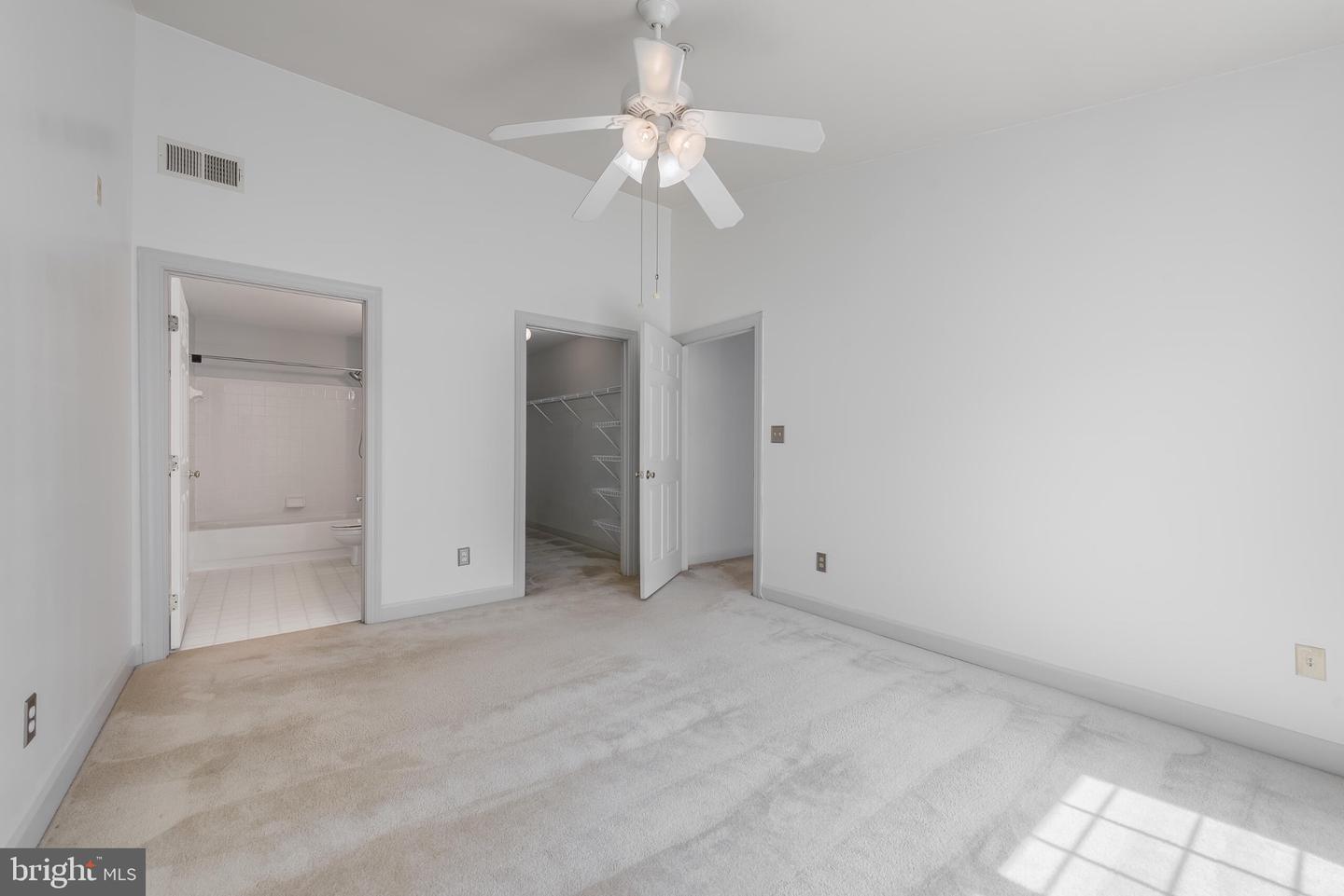 8301 Bluebird Way #k Property Photo 22