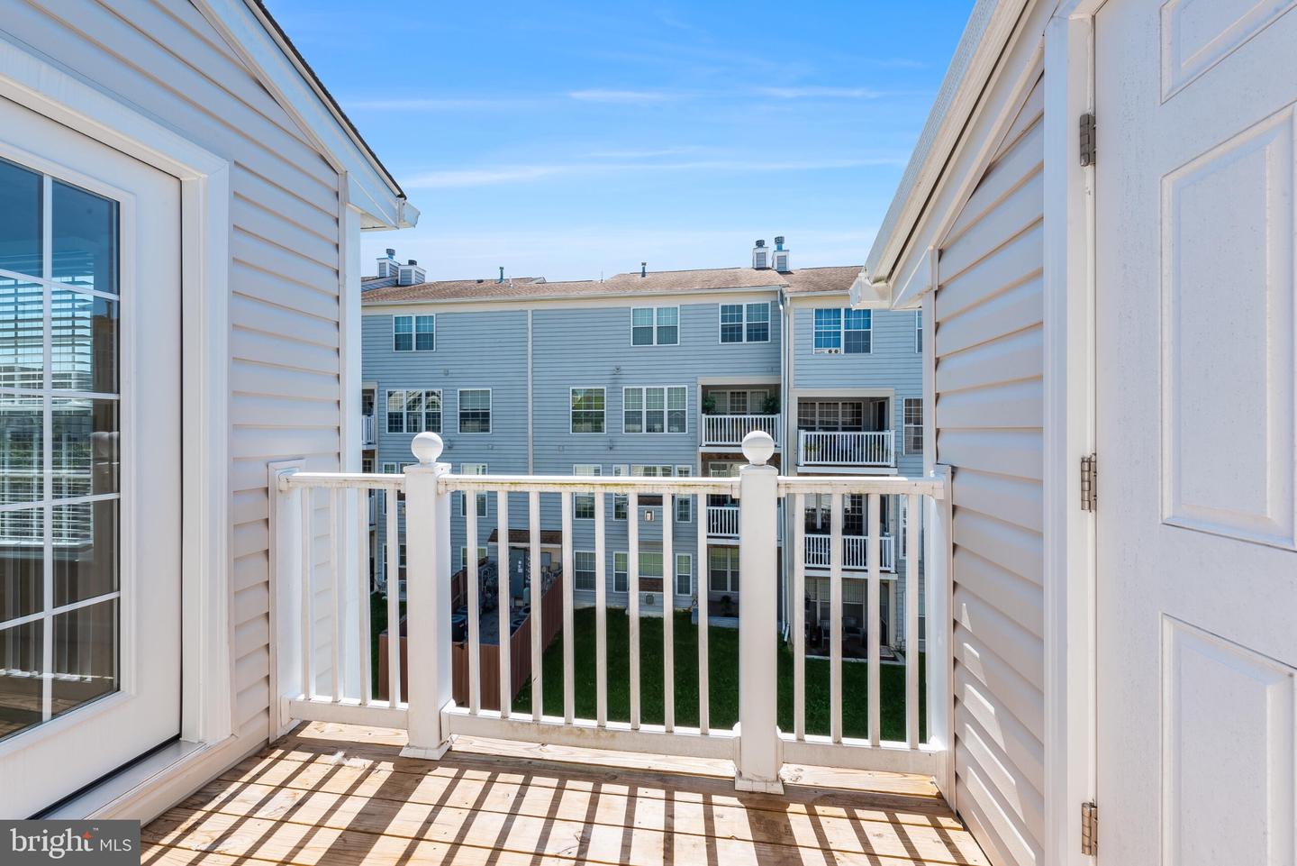 8301 Bluebird Way #k Property Photo 25