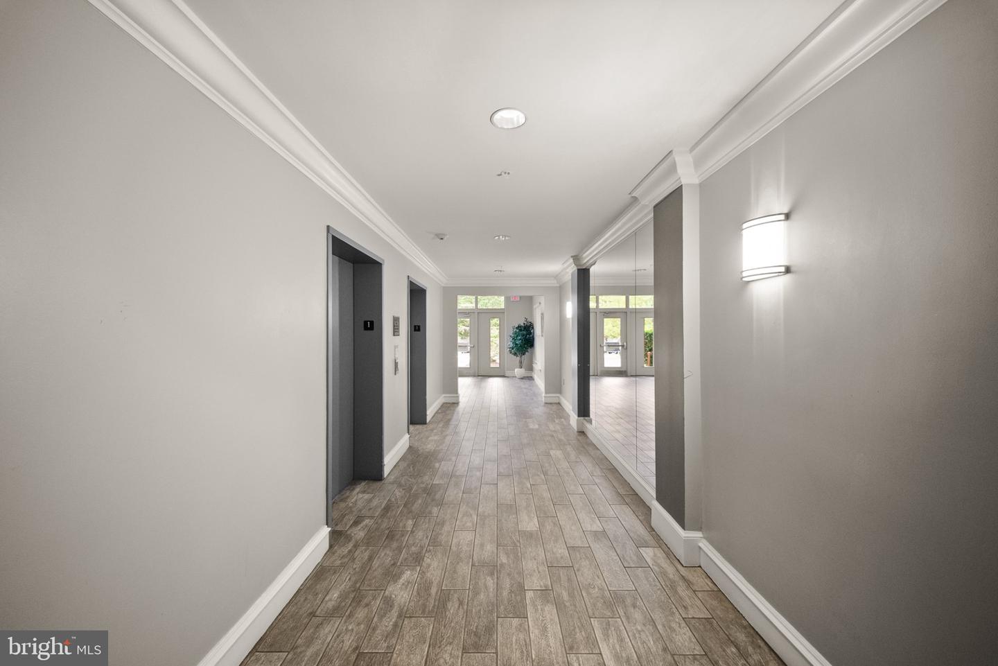 12913 Alton Sq #411 Property Photo 5