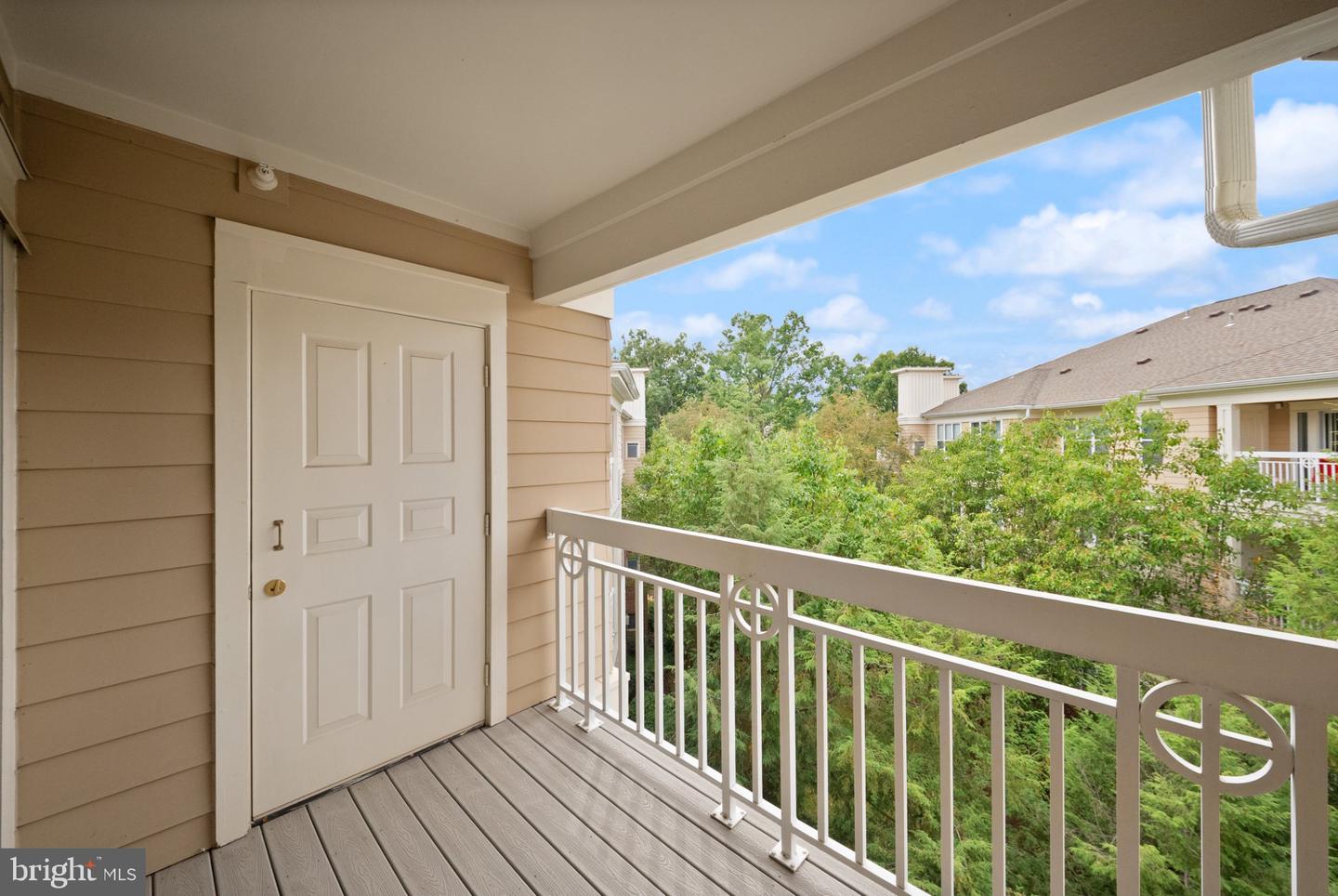 12913 Alton Sq #411 Property Photo 18