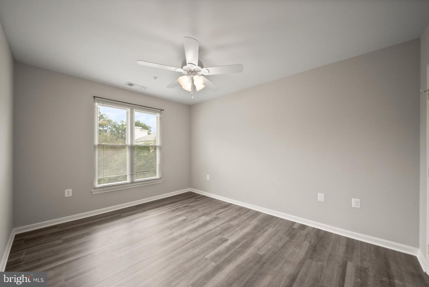 12913 Alton Sq #411 Property Photo 22
