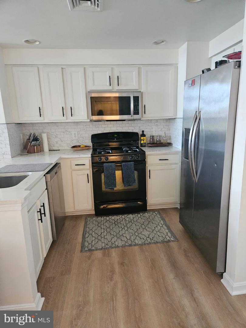 4480 Market Commons Dr #713 Property Photo 10