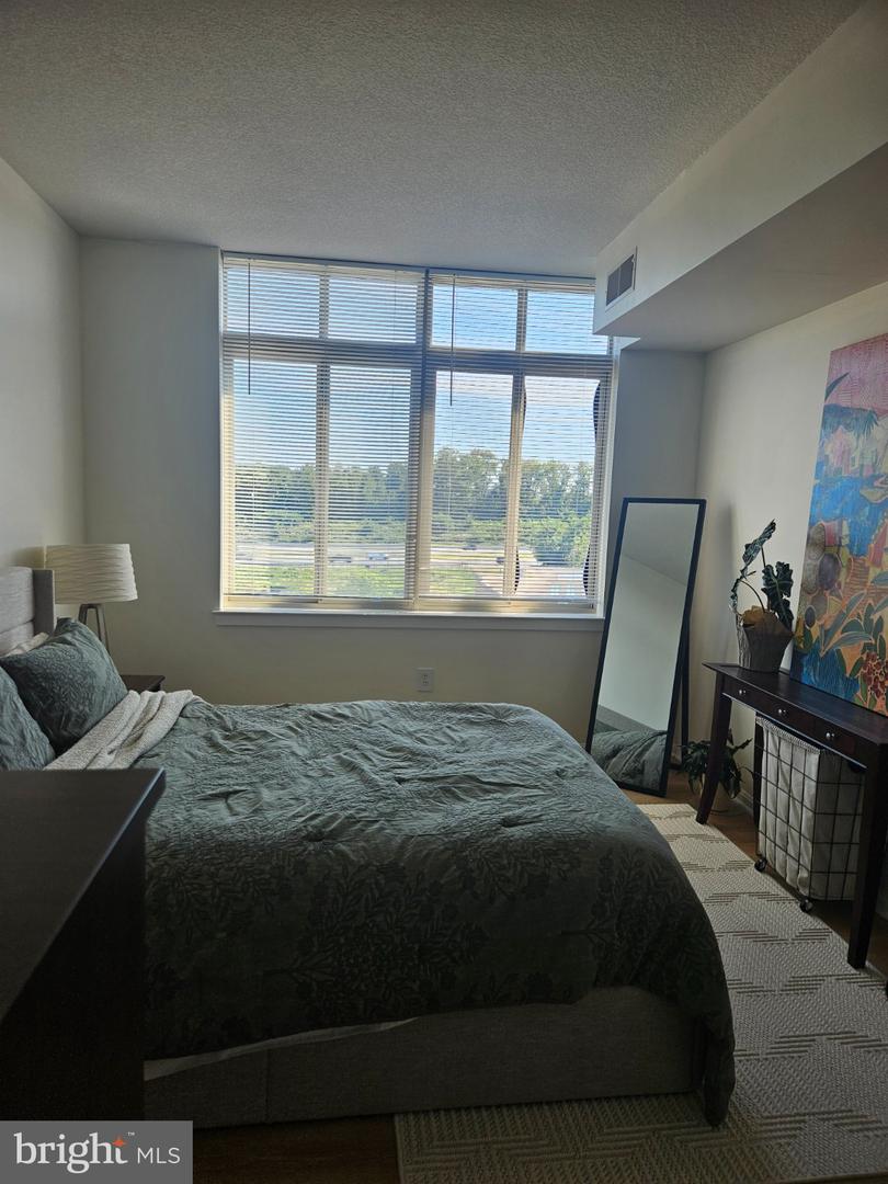 4480 Market Commons Dr #713 Property Photo 17