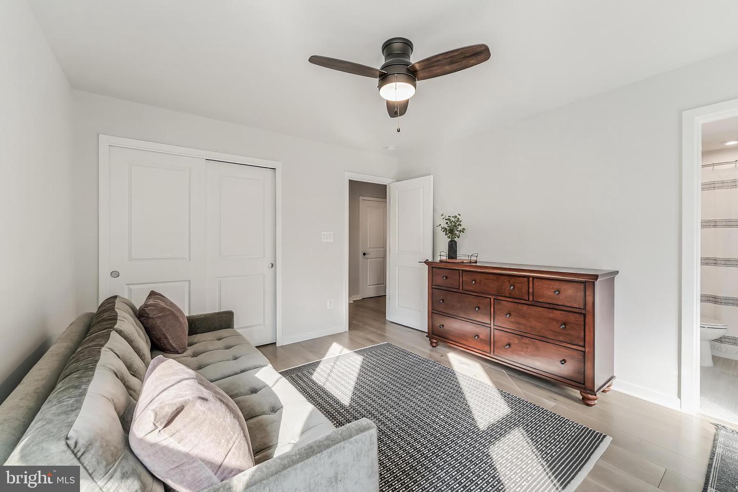 6277 Edsall Rd Property Photo 10