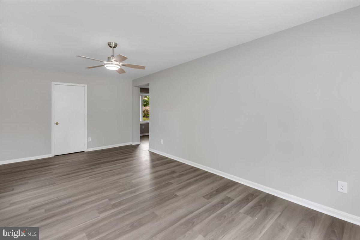 5605 Ventnor Ln Property Photo 13