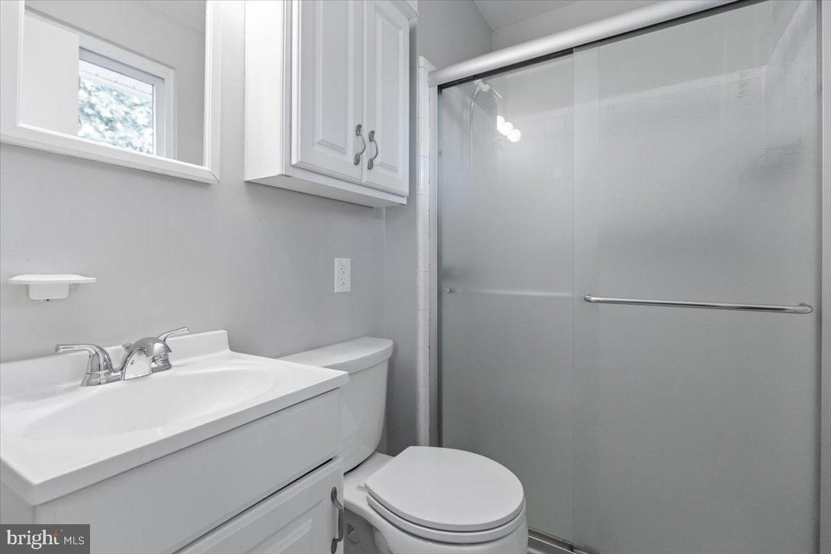 5605 Ventnor Ln Property Photo 25