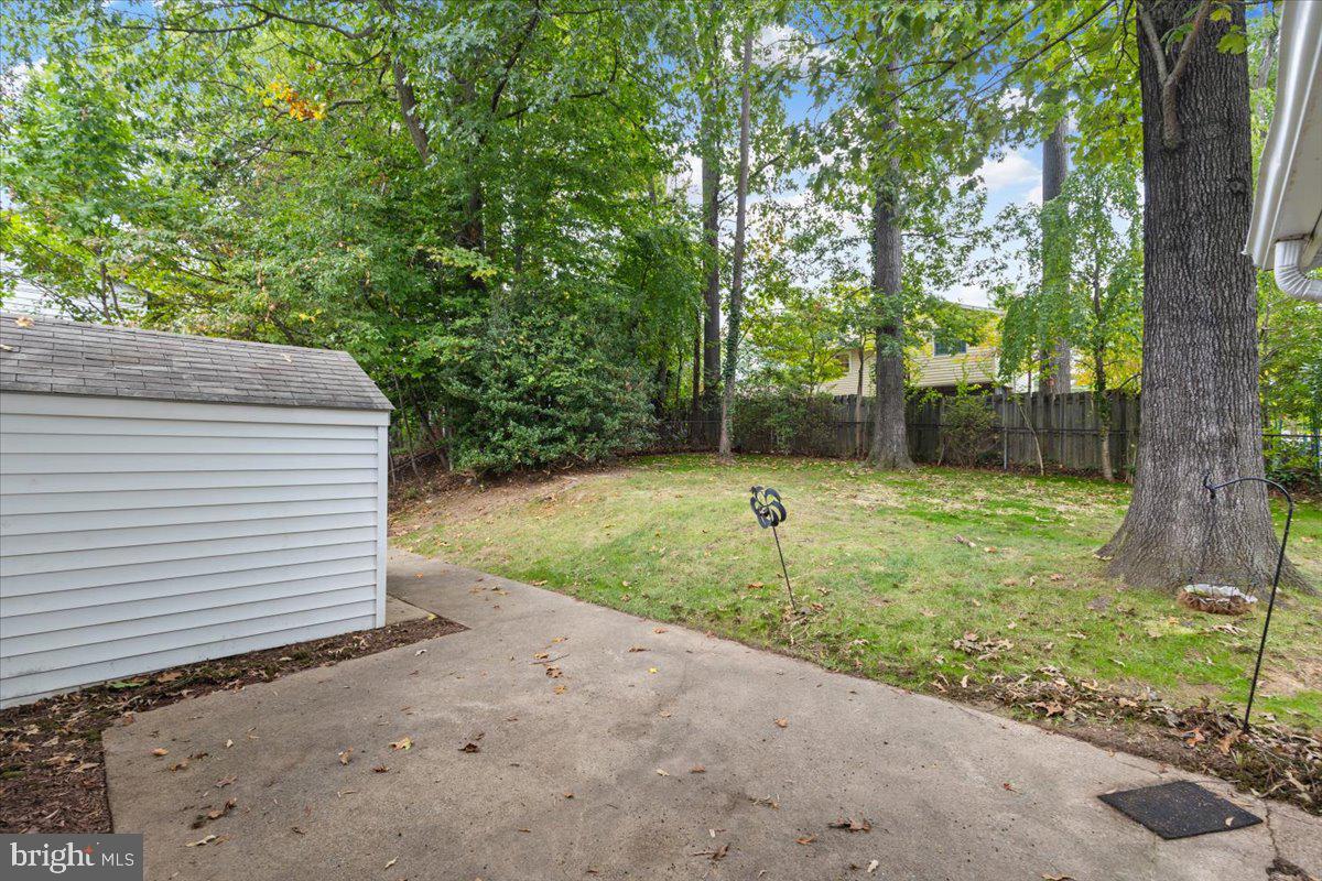 5605 Ventnor Ln Property Photo 32