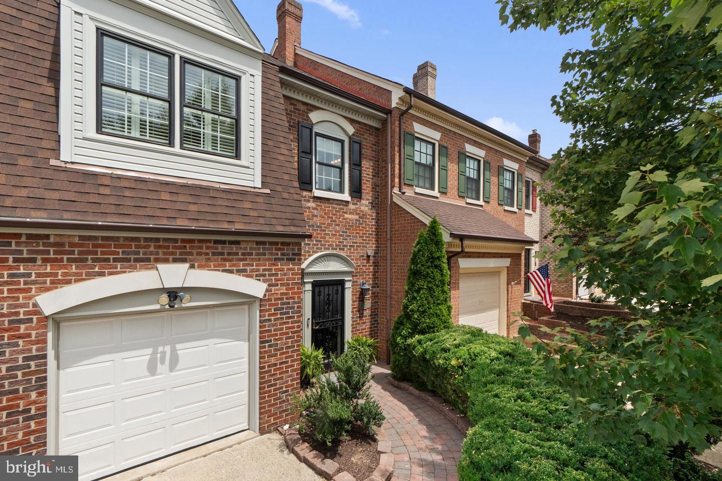 6312 CHAUCER VIEW CIR Property Photo 1