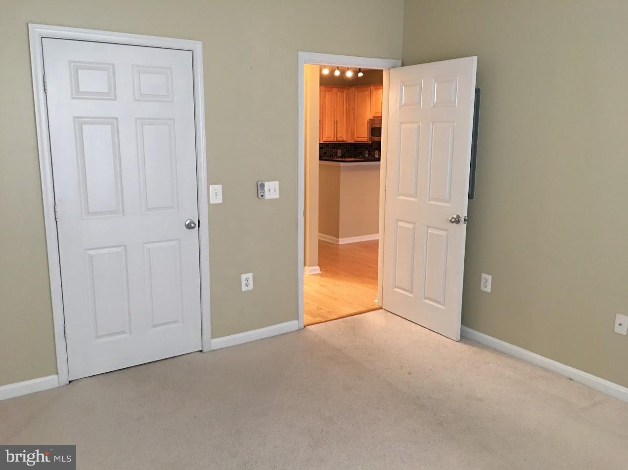 9490 Virginia Center Blvd #323 Property Photo 10