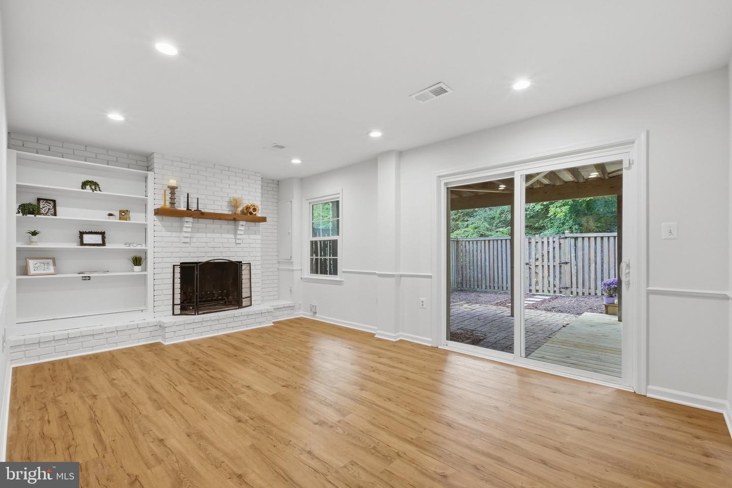 6351 Buffie Ct Property Photo 29