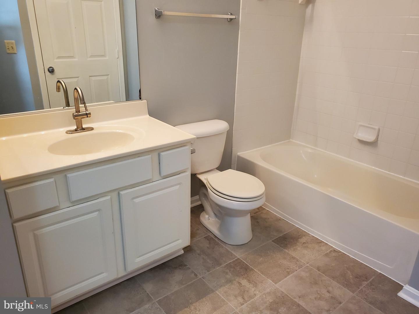 11314 Westbrook Mill Ln #201 Property Photo 20