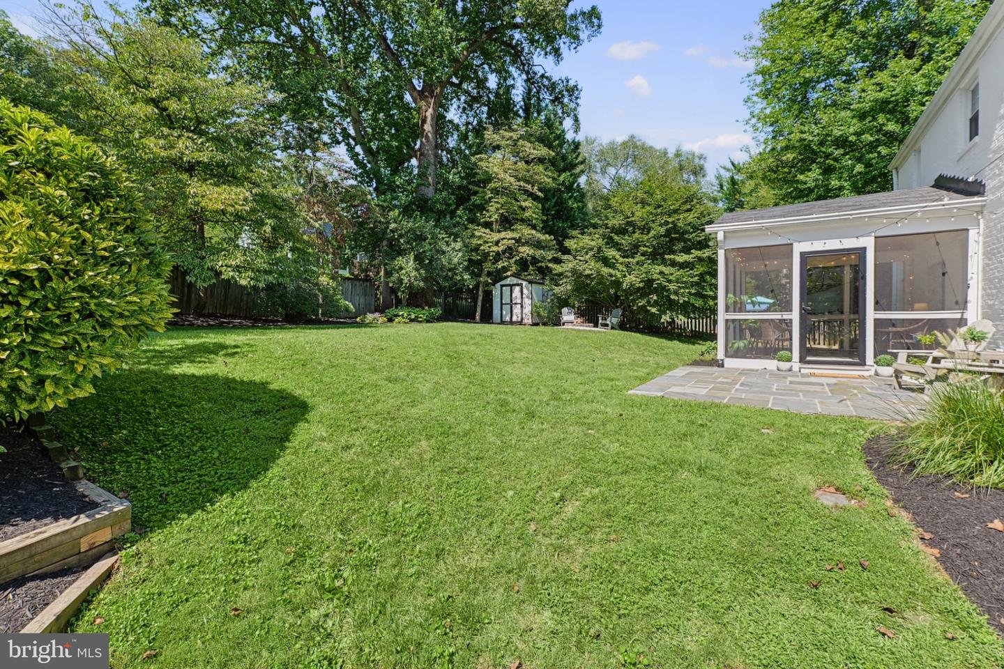 3000 Marshall Property Photo 35
