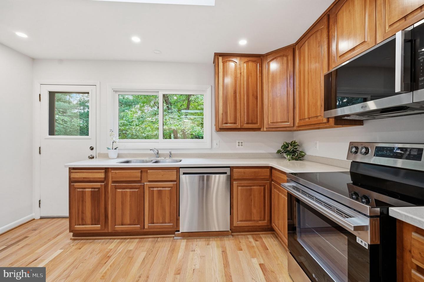 10411 Hunter Ridge Dr Property Photo 25
