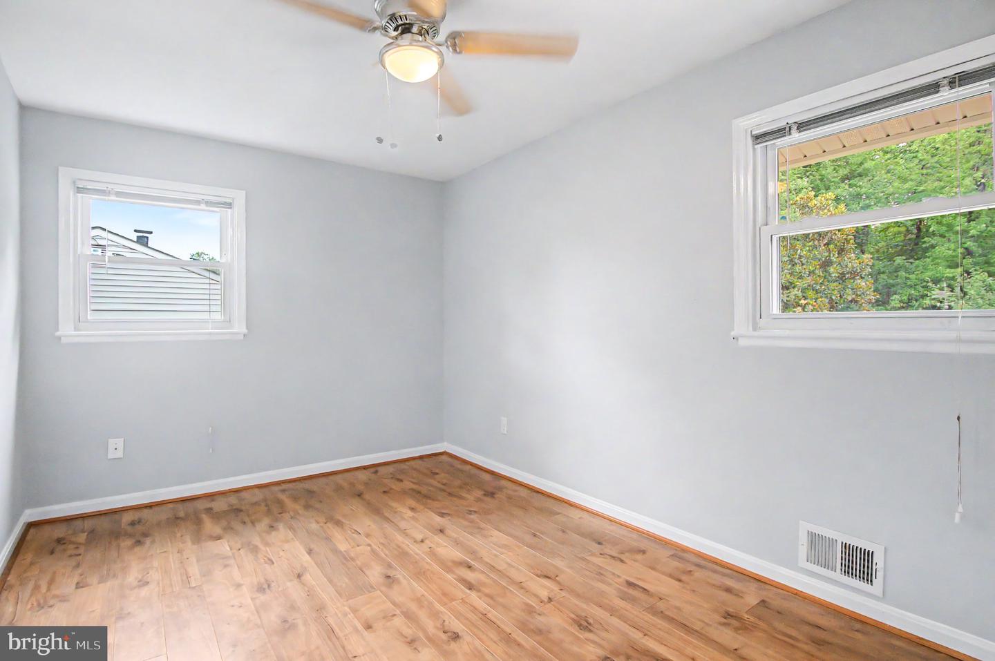 8901 Lagrange St Property Photo 44