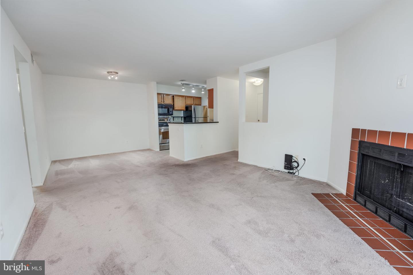 1712 Abercromby Ct #e Property Photo 12