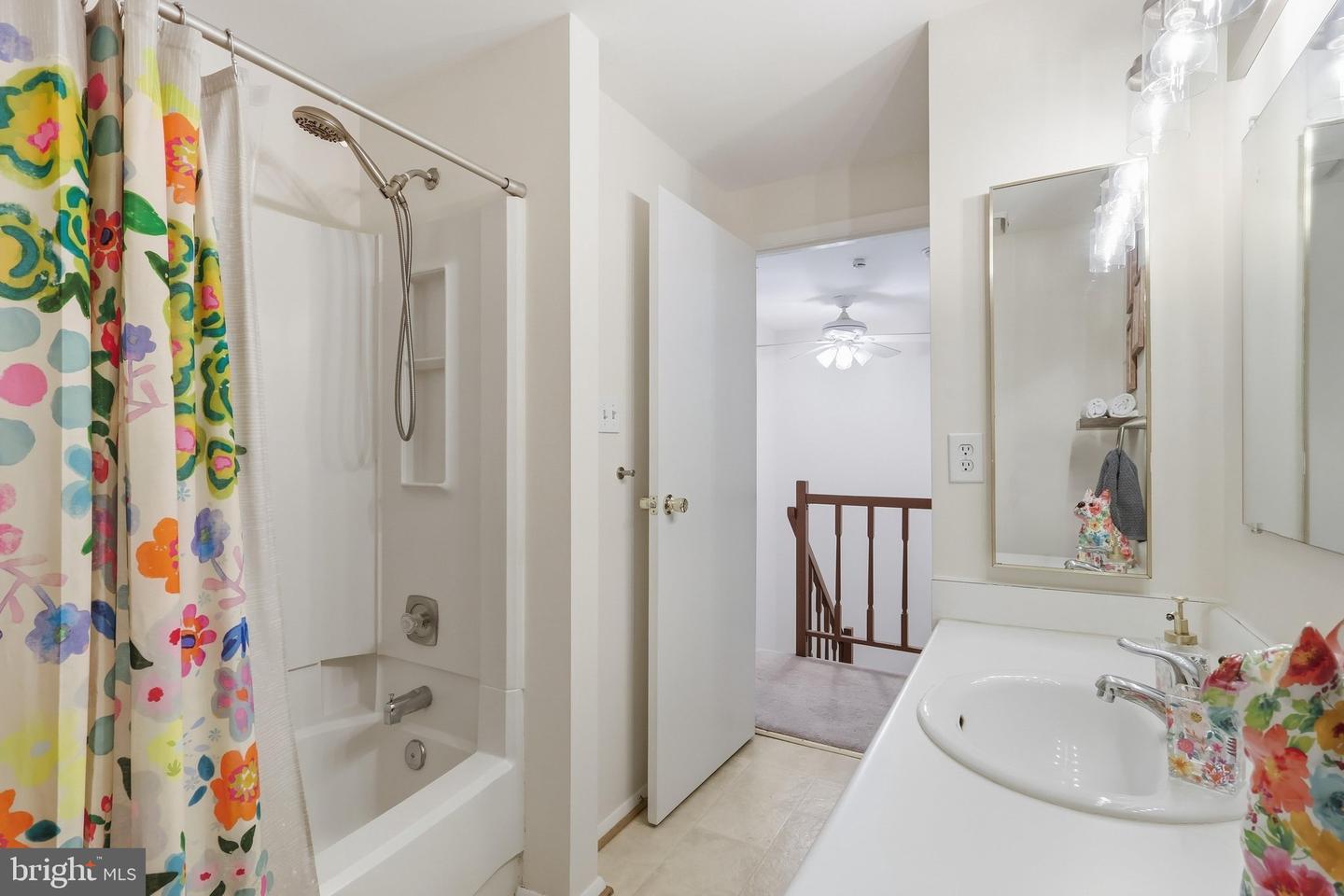 5710 Round Top Property Photo 17