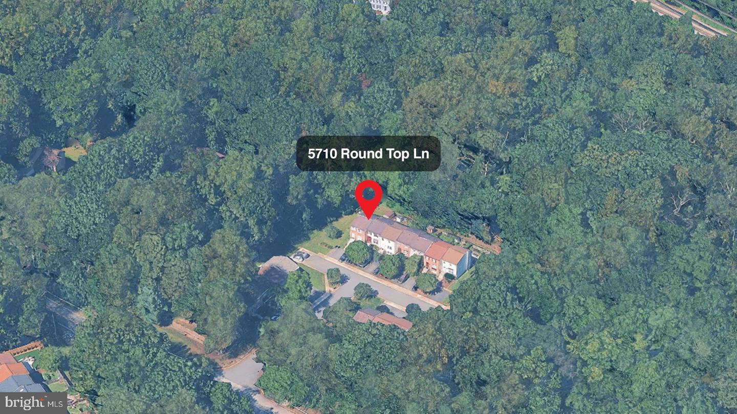 5710 Round Top Property Photo 26