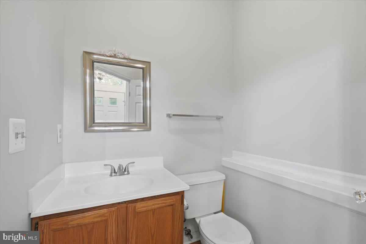 5718 Croatan Ct Property Photo 5
