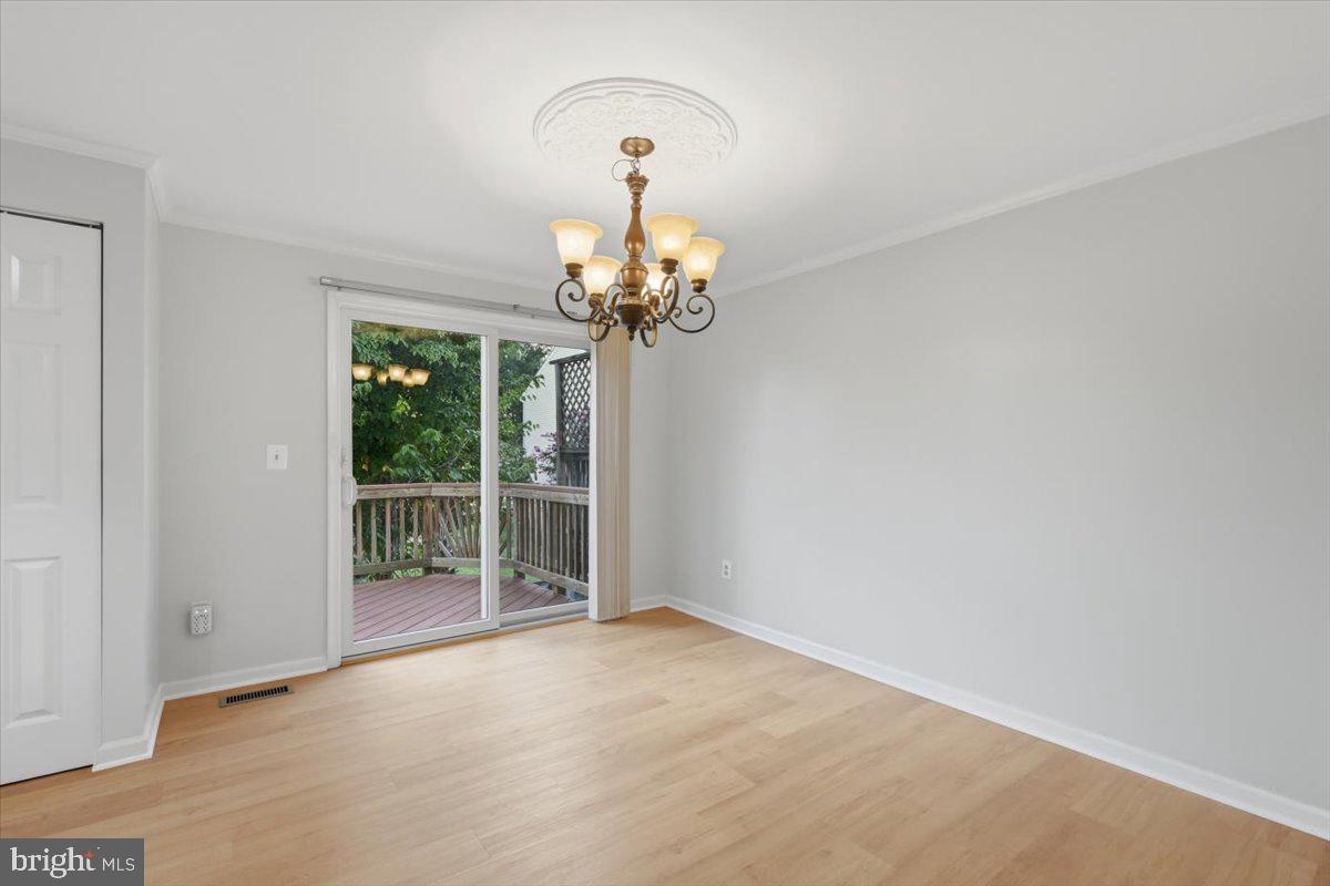 5718 Croatan Ct Property Photo 9