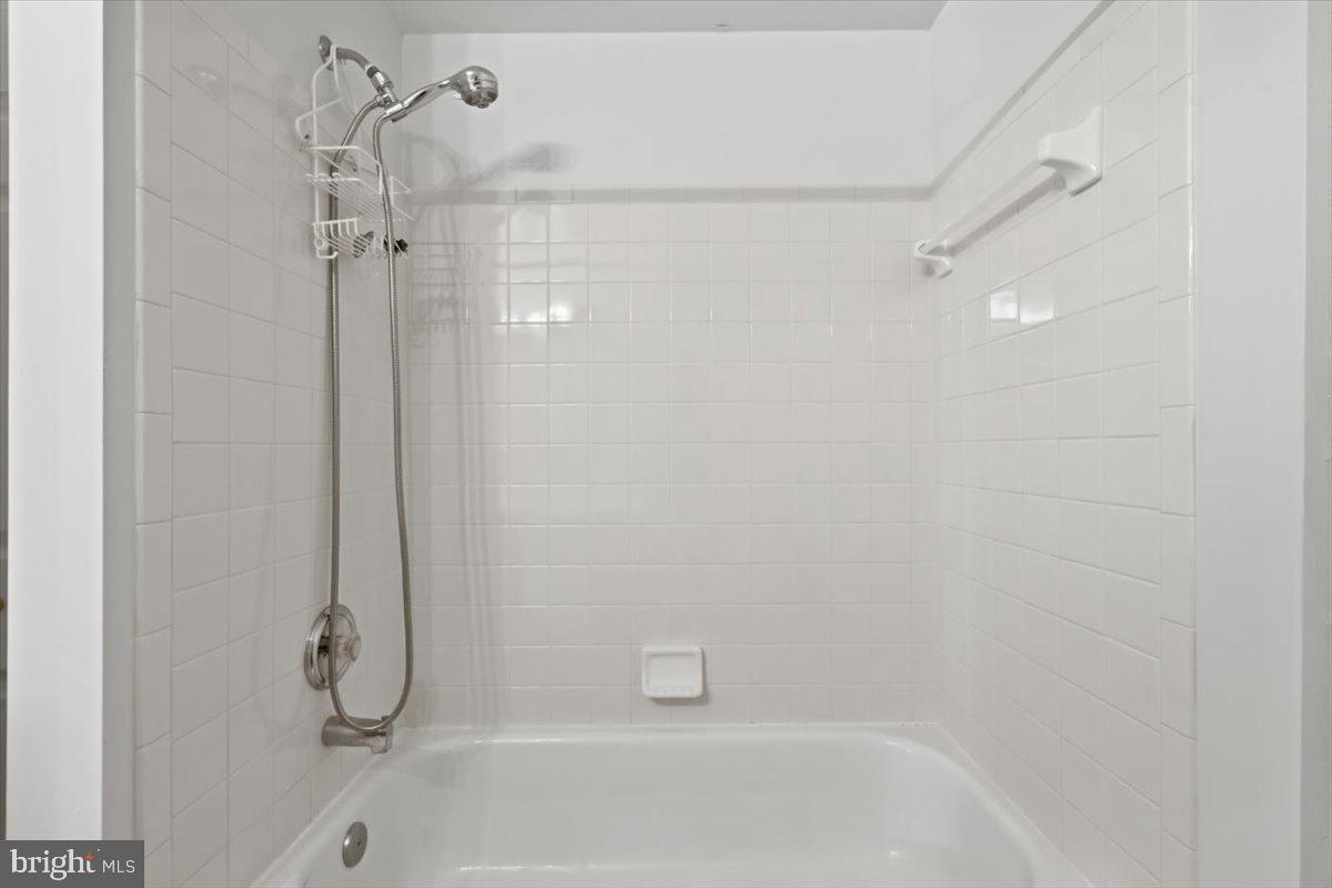 5718 Croatan Ct Property Photo 22