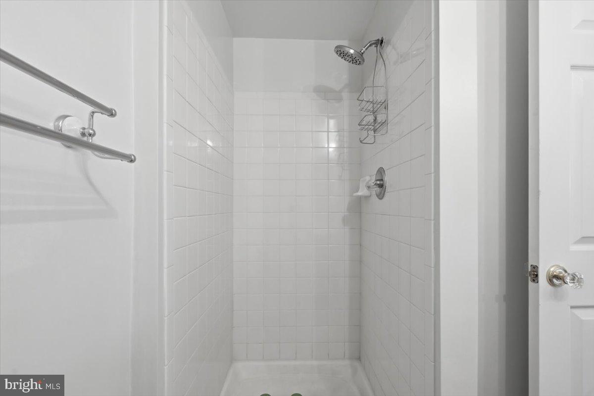 5718 Croatan Ct Property Photo 30