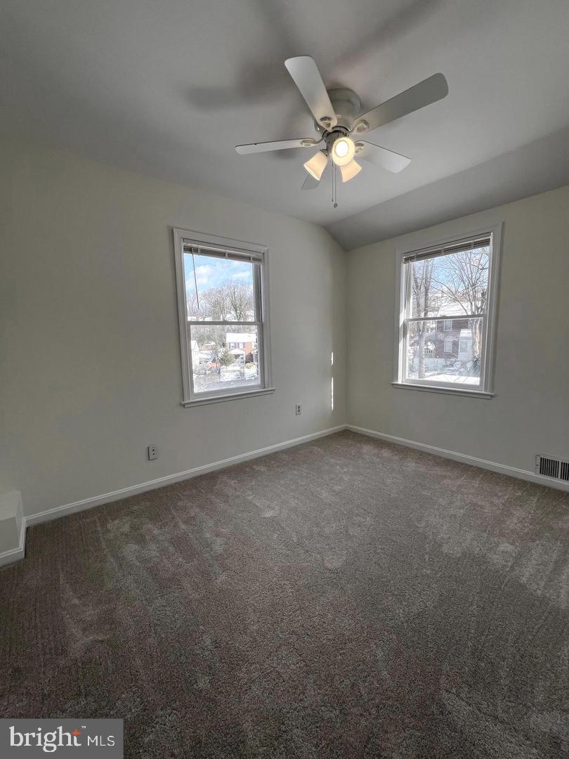 5831 Edgehill Dr Property Photo 20