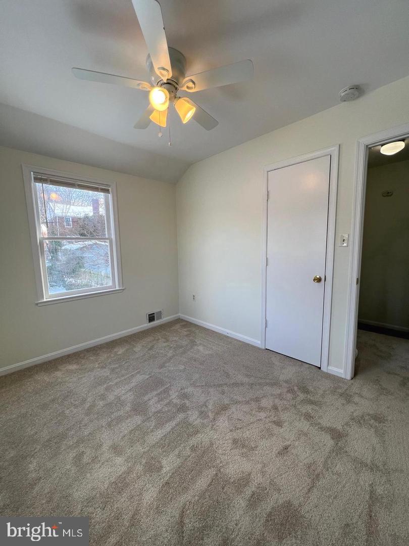 5831 Edgehill Dr Property Photo 21