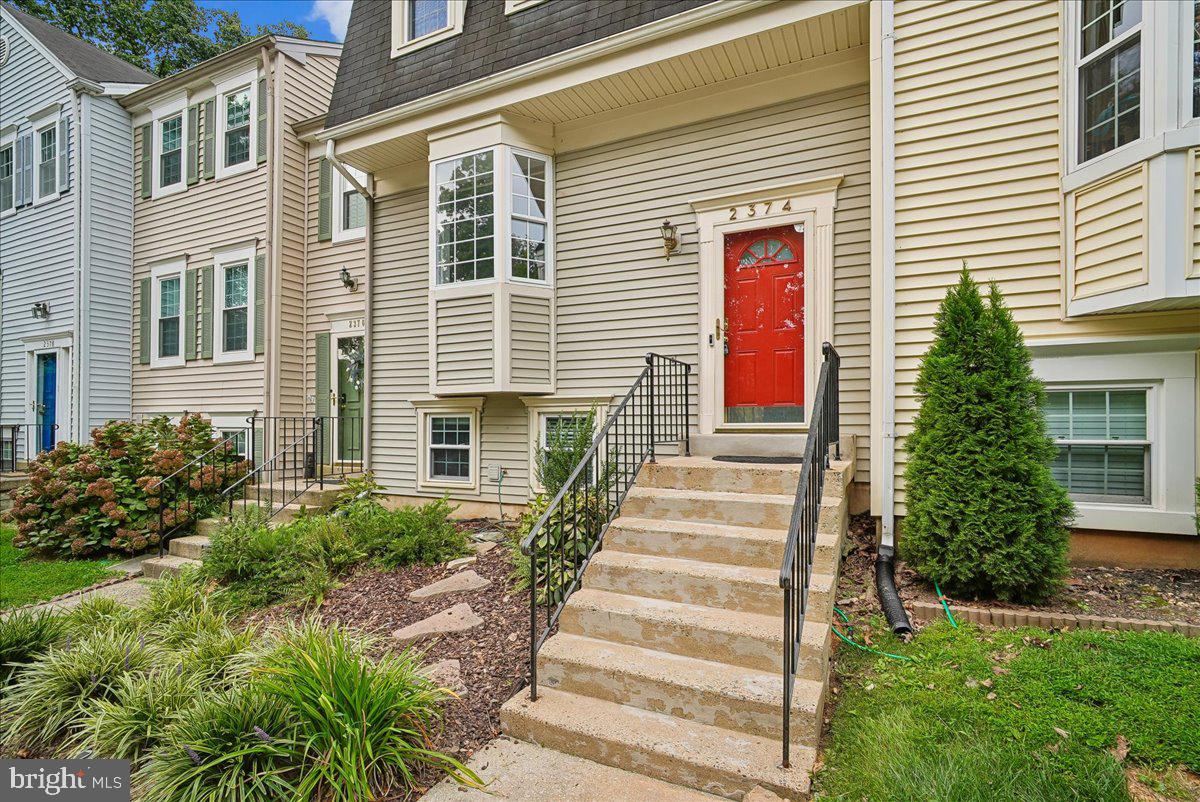 2374 Branleigh Park Ct Property Photo 2
